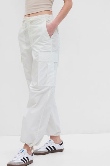 Gap 2025 white trousers
