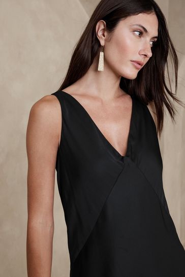 Banana republic clearance black dress