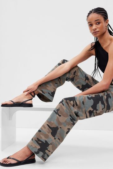 Gap camo best sale pants
