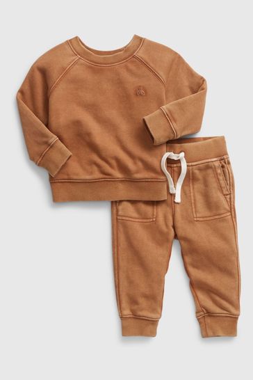 Gap sales sweat outfits