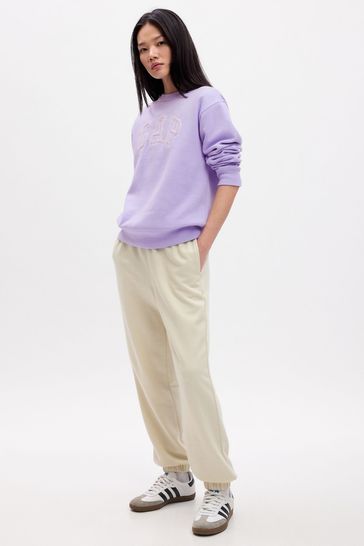 Purple gap sweatshirt deals