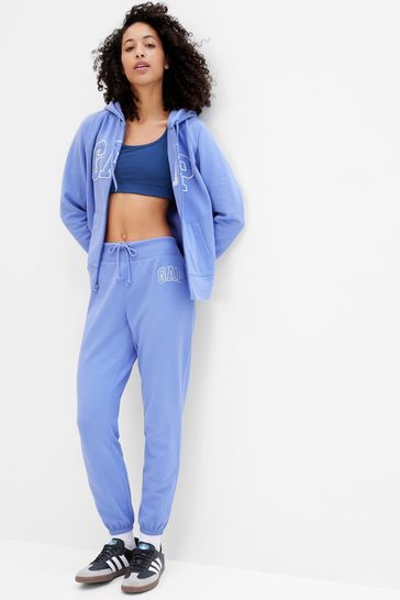 Gap jogging sales