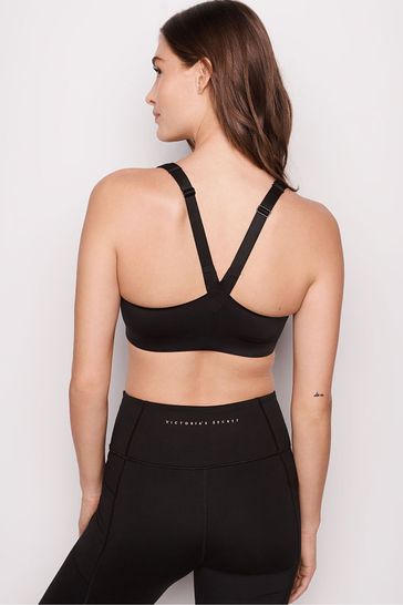 Sports bra back fastening 2025