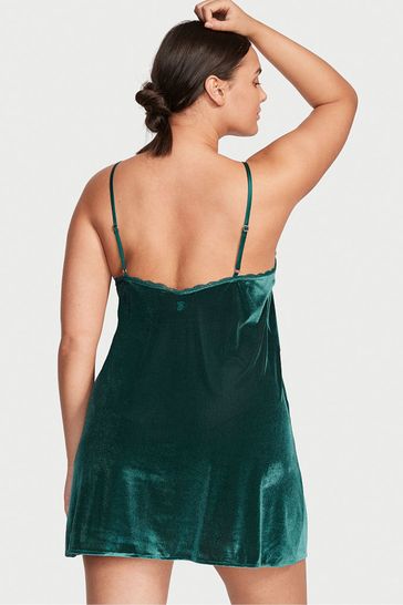 Green velvet slip discount dress