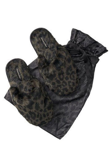 Victoria secret best sale black slippers