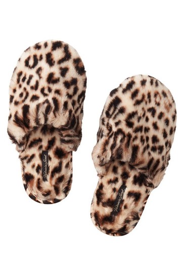 Victoria secret fuzzy new arrivals slippers