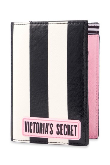 Zeug Eigenlijk huurder Victoria's Secret Stripe Passport Case | Victoria's Secret Ireland