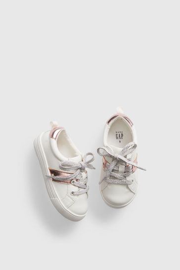 Baby on sale gap shoes