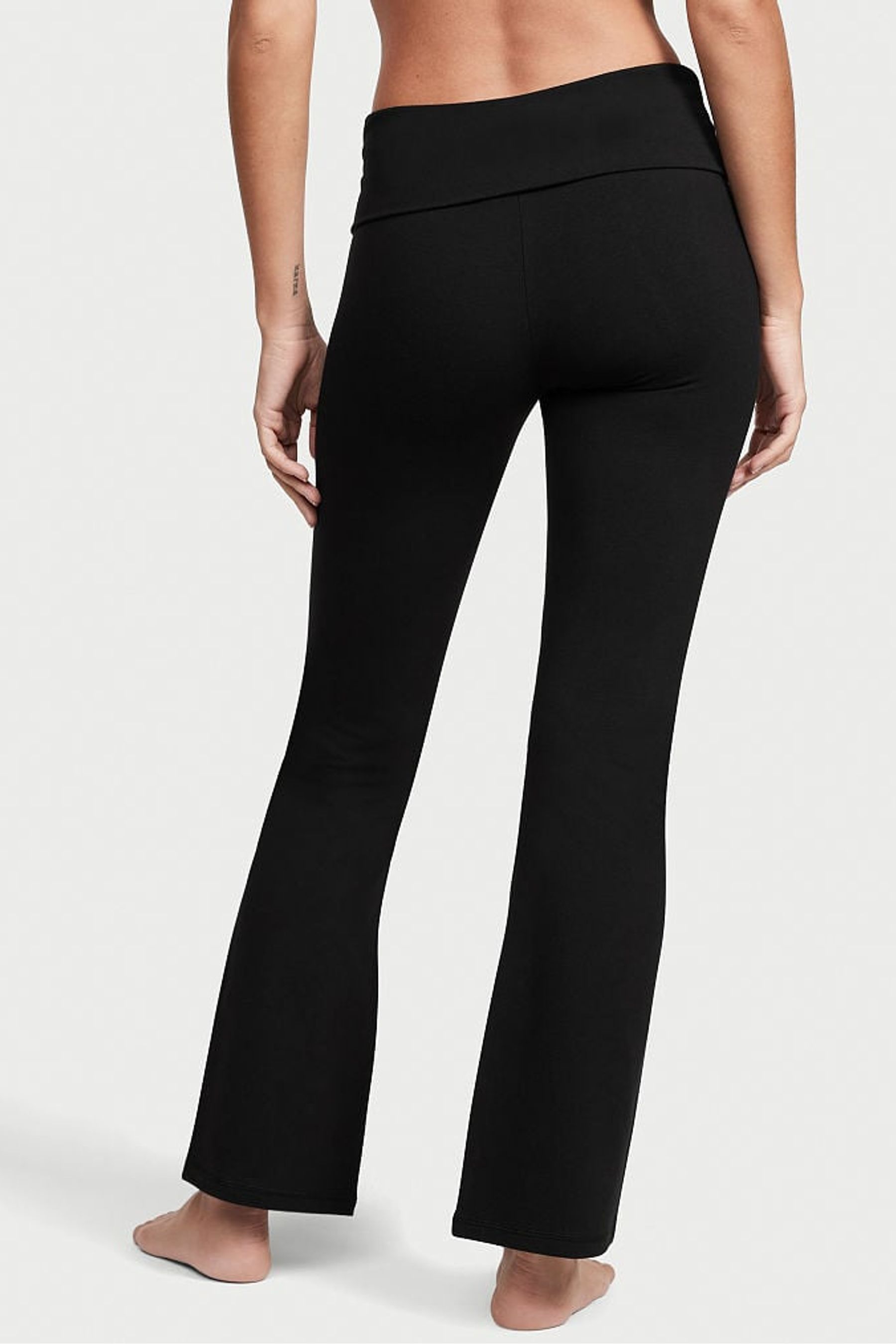 Buy Victoria's Secret Legging from the Victoria's Secret UK online shop