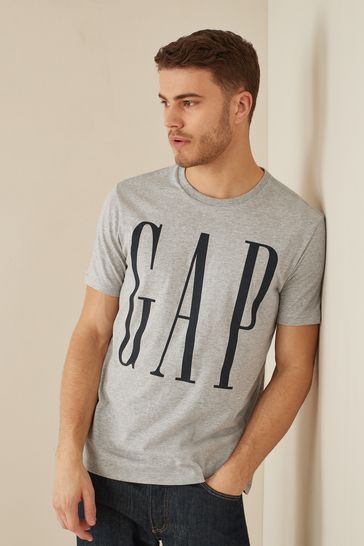 gap grey t shirt