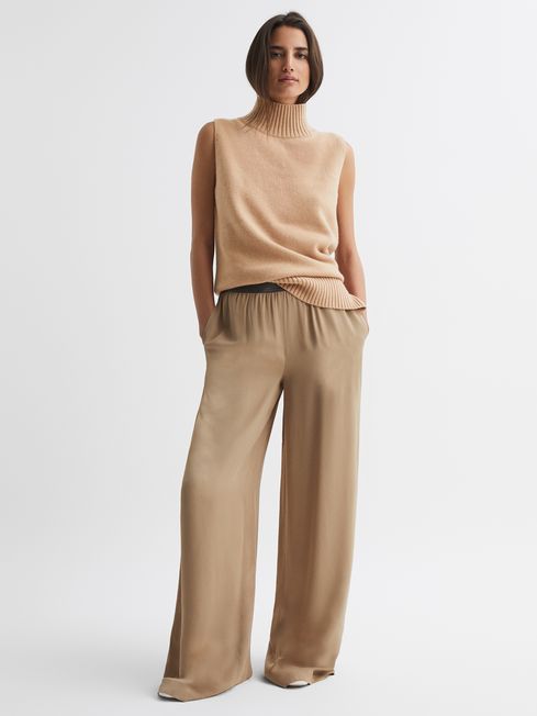 Wide Leg Elasticated Trousers in Camel - REISS