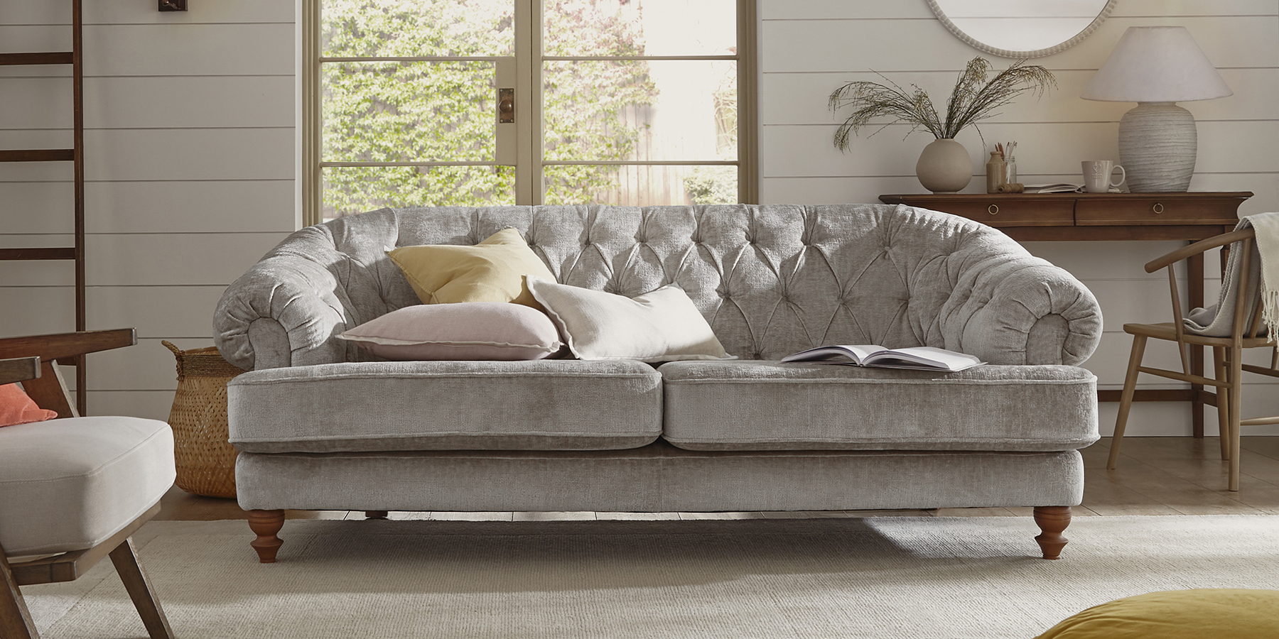 Buy Charlbury II Firmer Sit from the Joules online shop