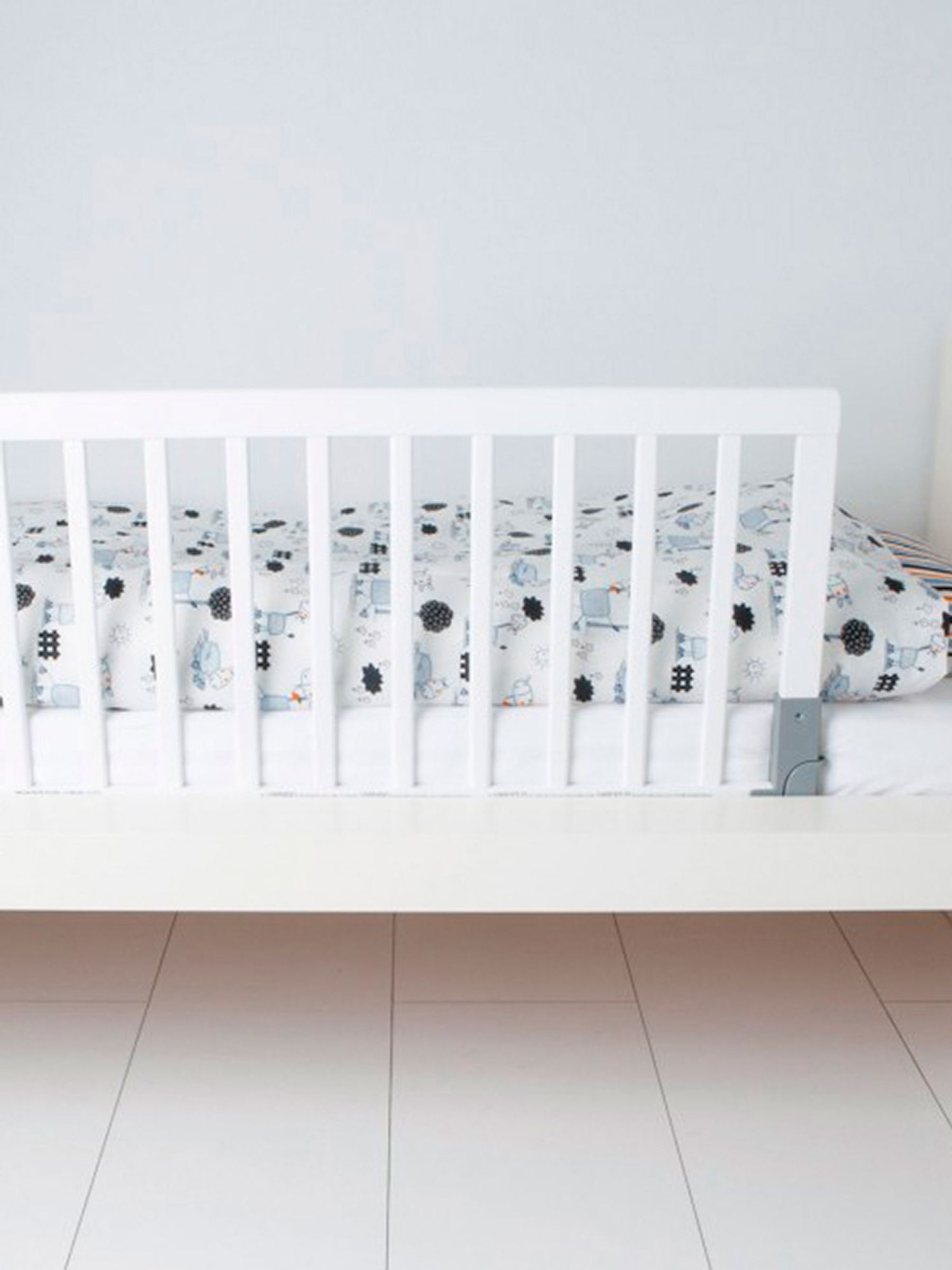 Buy BabyDan Wooden Bed Guard from the JoJo Maman Bébé UK online shop