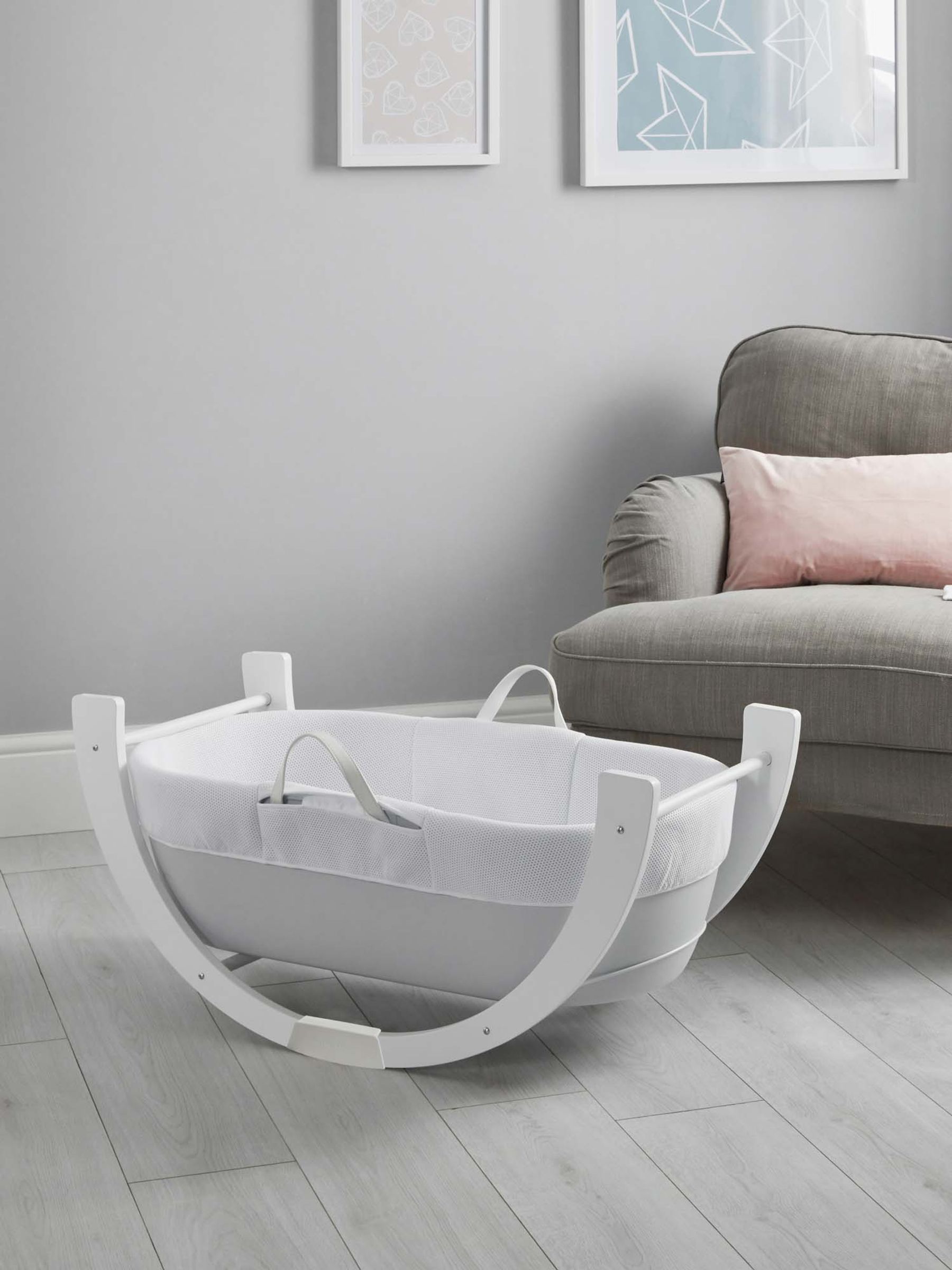 Buy Shnuggle Shnuggle Dreami Moses Basket and Stand from the JoJo Maman