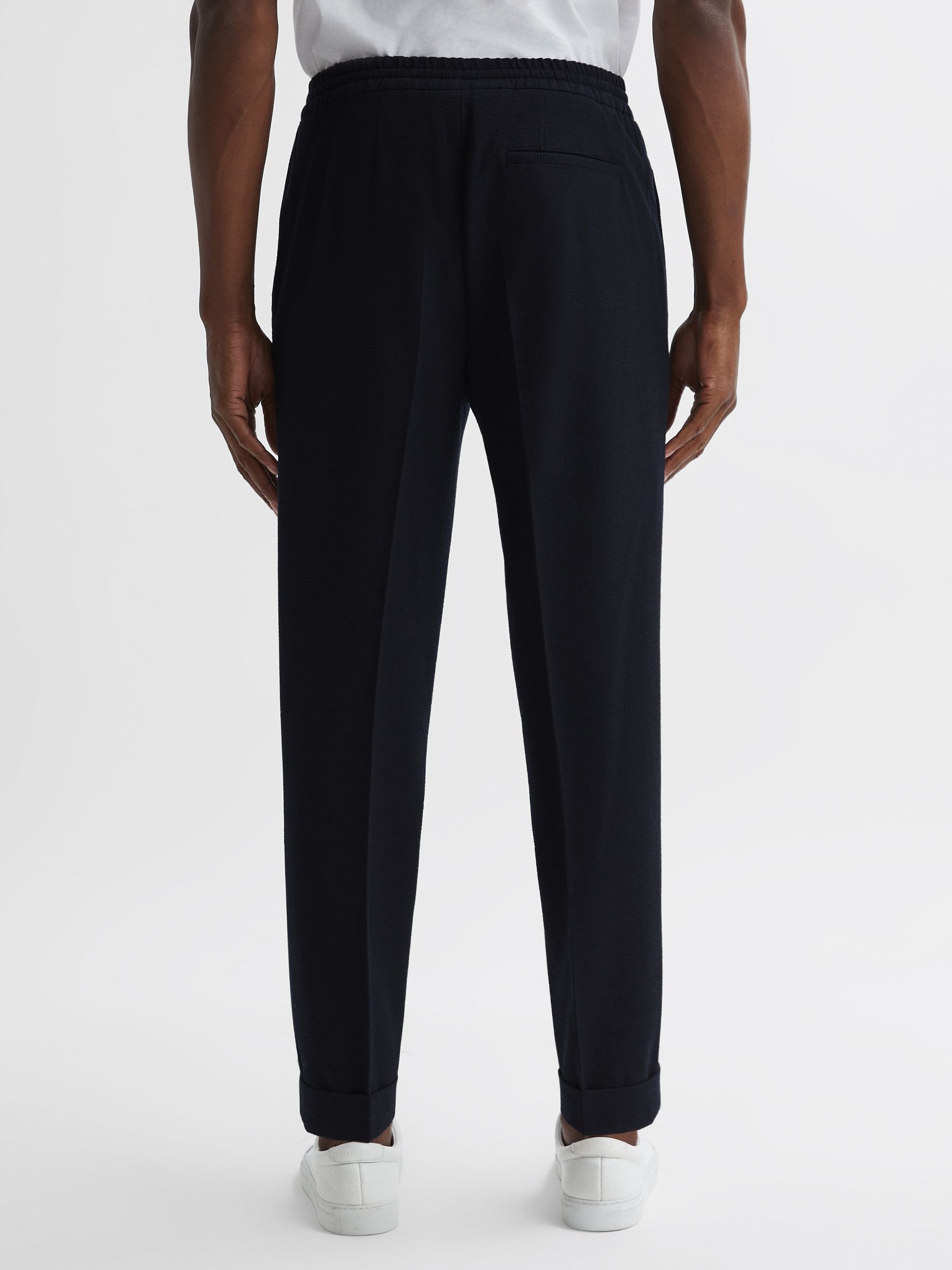 Seersucker Elasticated Trousers in Navy - REISS