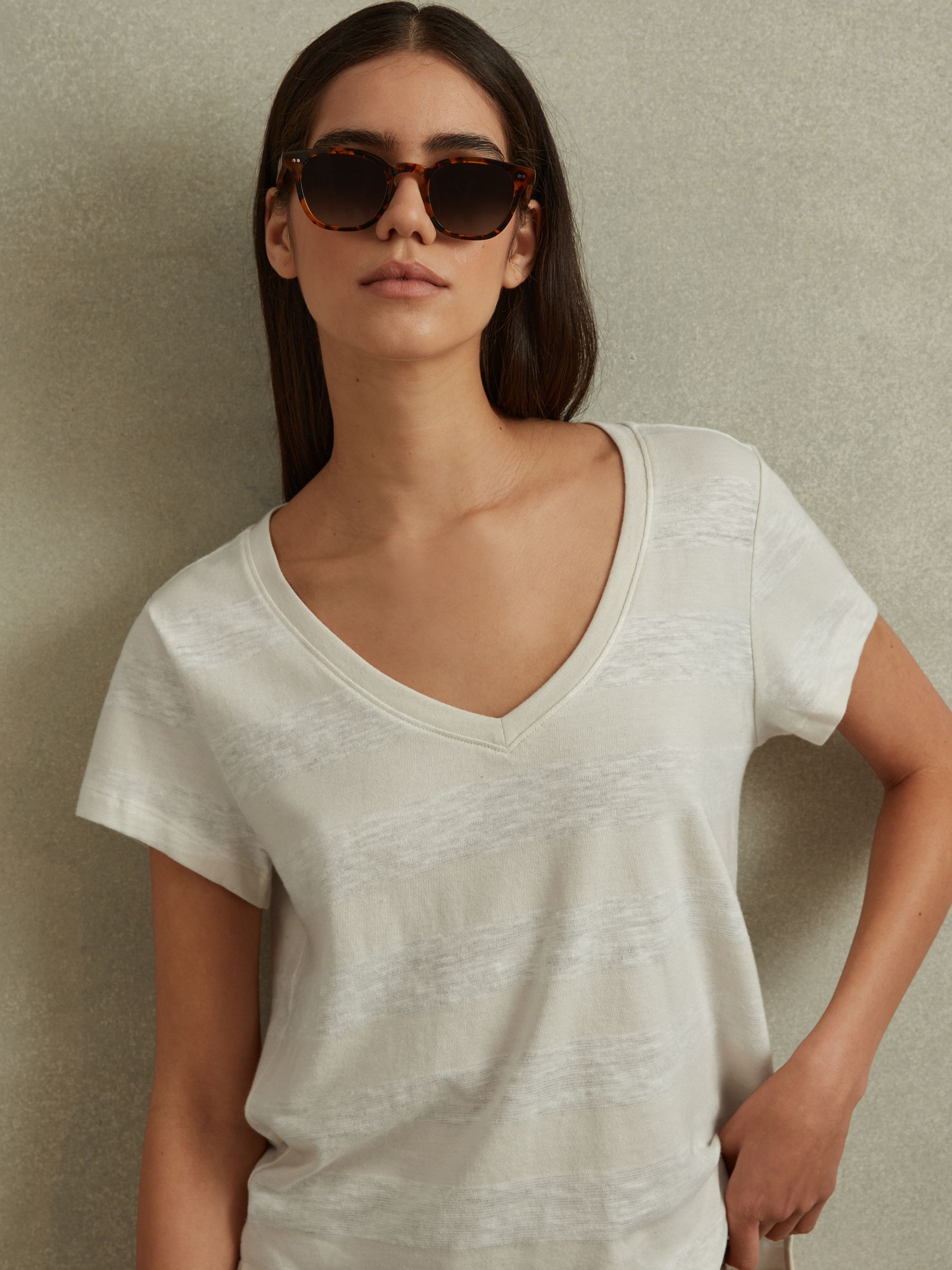 Linen-Cotton Striped V-Neck T-Shirt in Neutral/Ivory - REISS