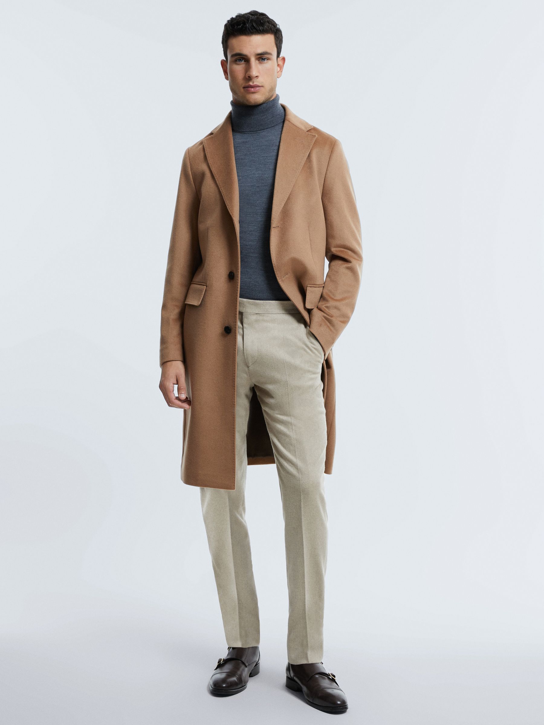 Atelier Cashmere Single Breasted Coat in Camel - REISS