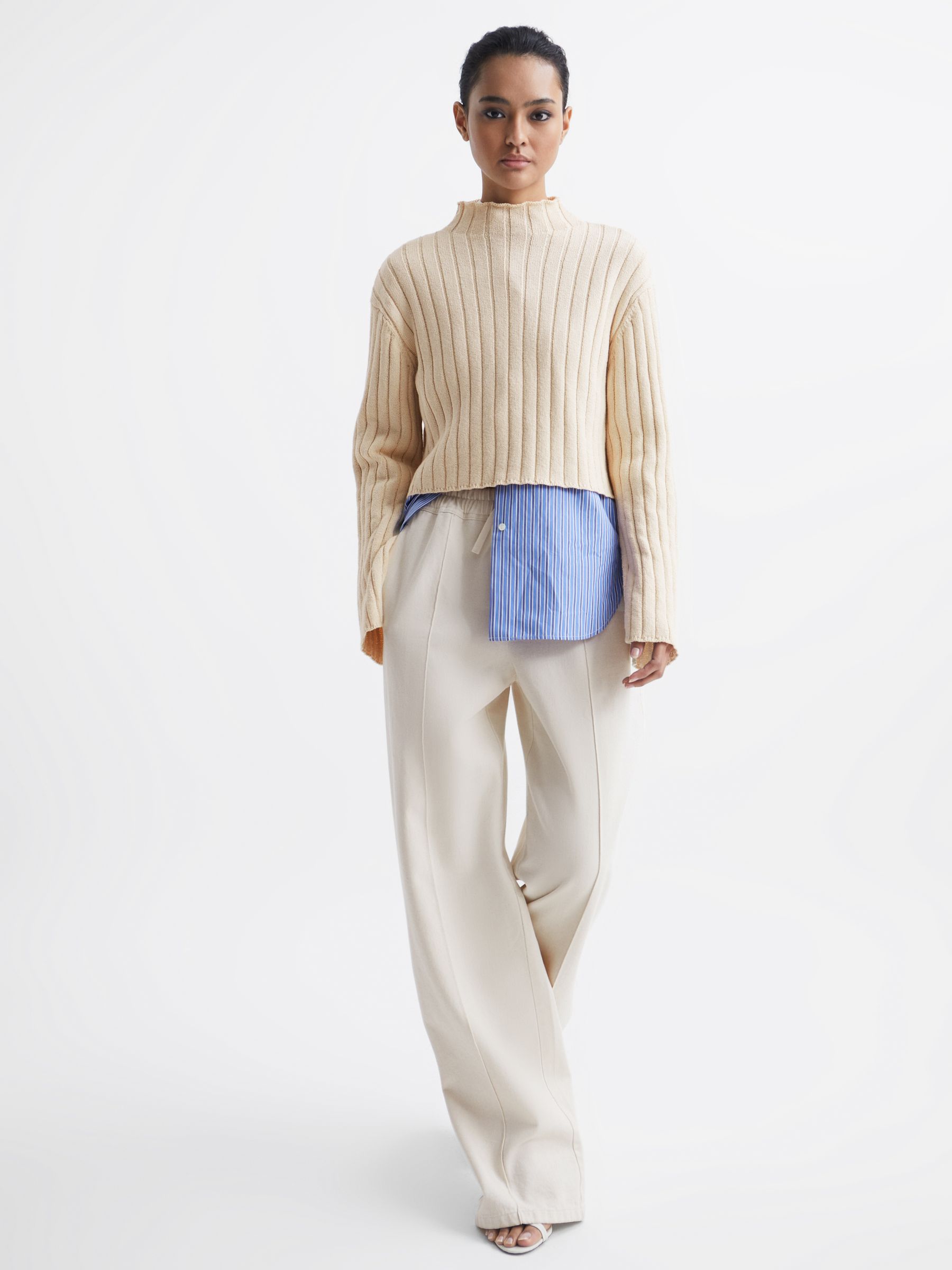 Funnel Neck Cropped Jumper in Cream - REISS