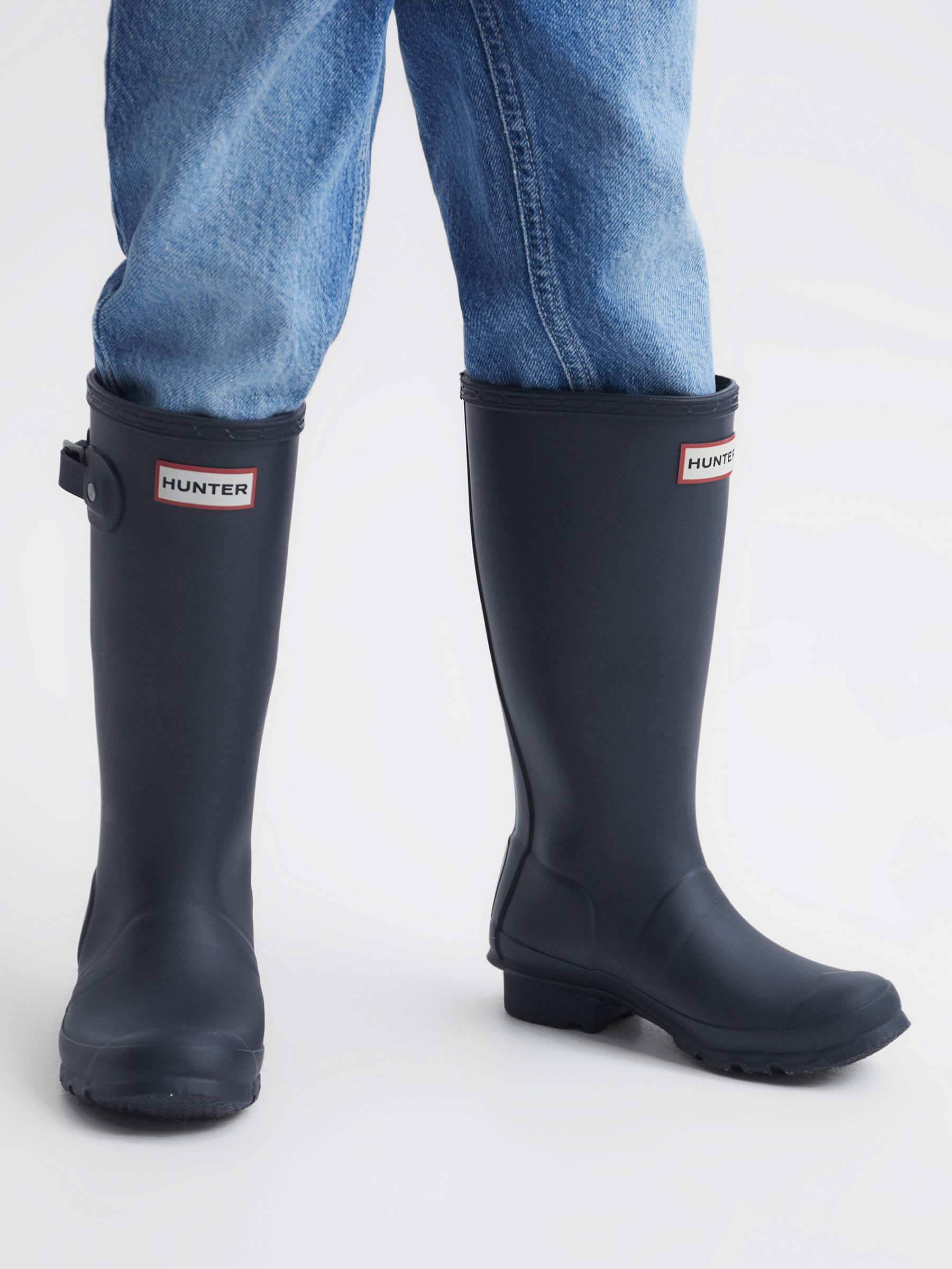 Hunter Big Kids Original Wellington Boots in Navy - REISS