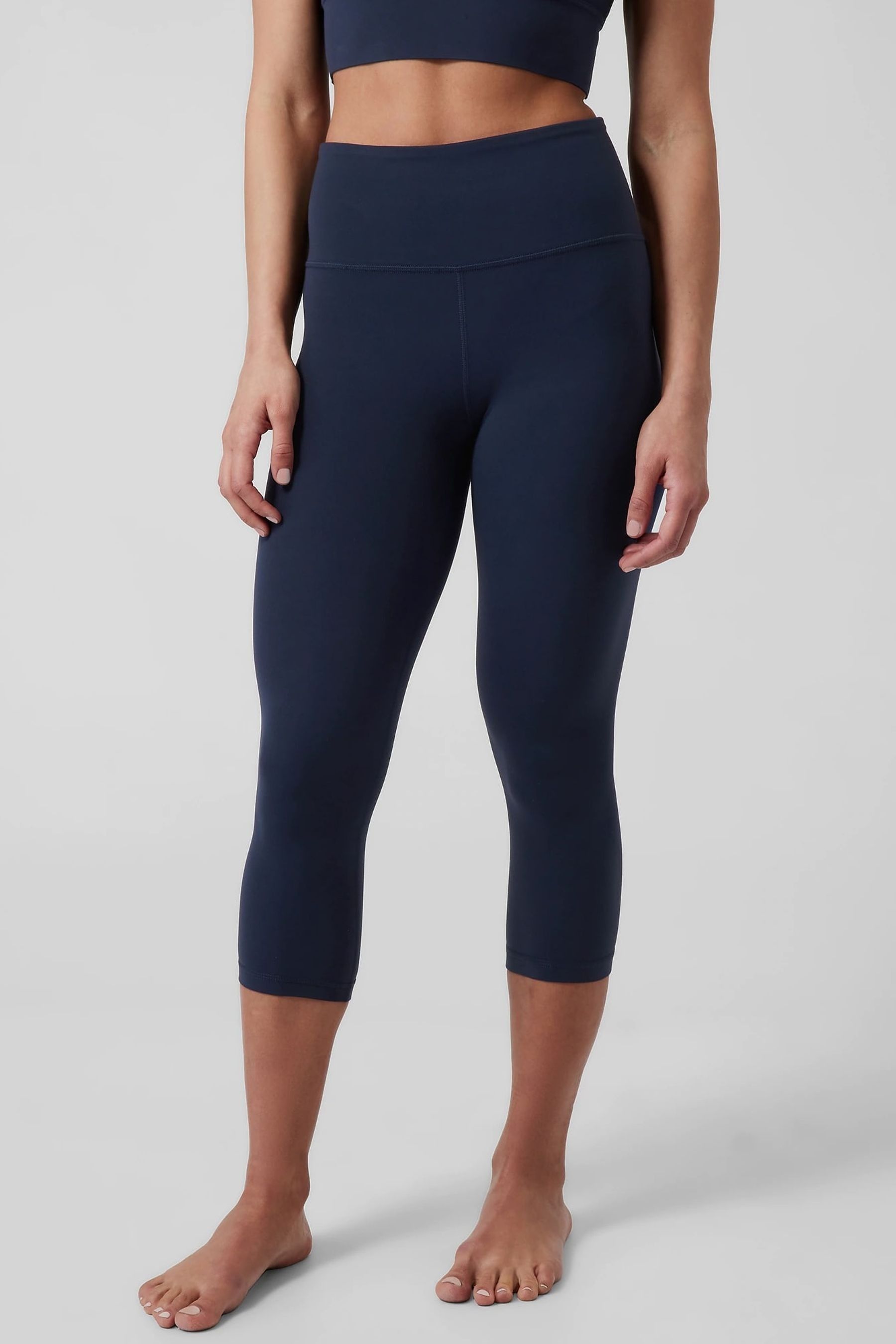 Athleta Elation 2 in 1 Capri Navy XLT #531295