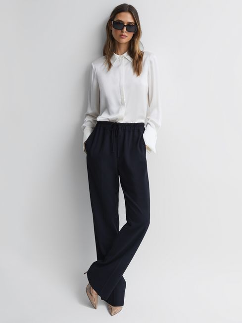 Wide Leg Pull On Trousers in Navy - REISS