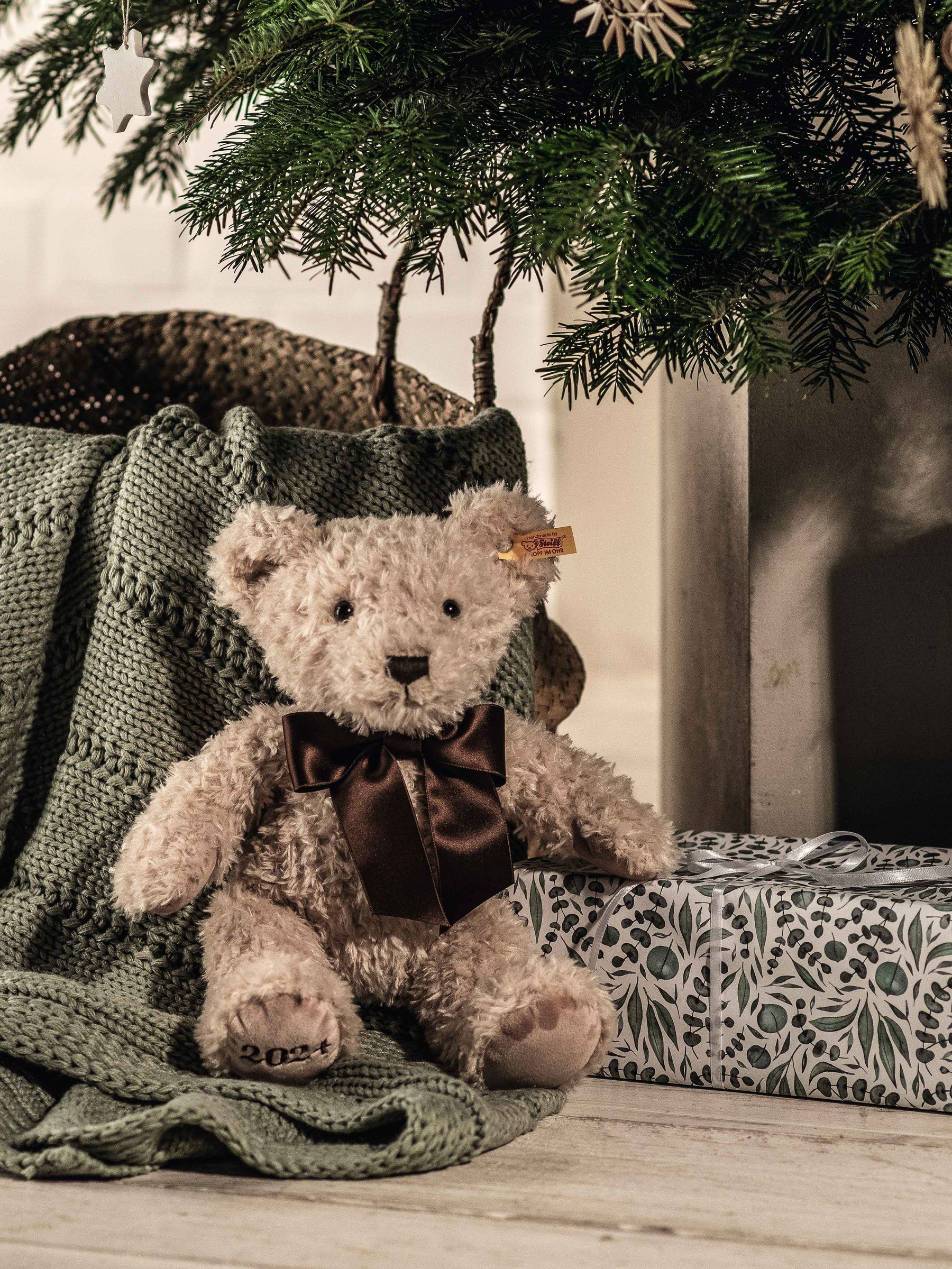 Steiff christening bear clearance
