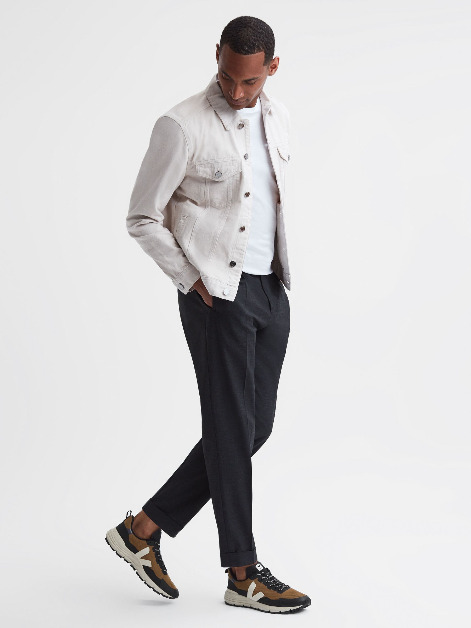 Veja t shirt discount