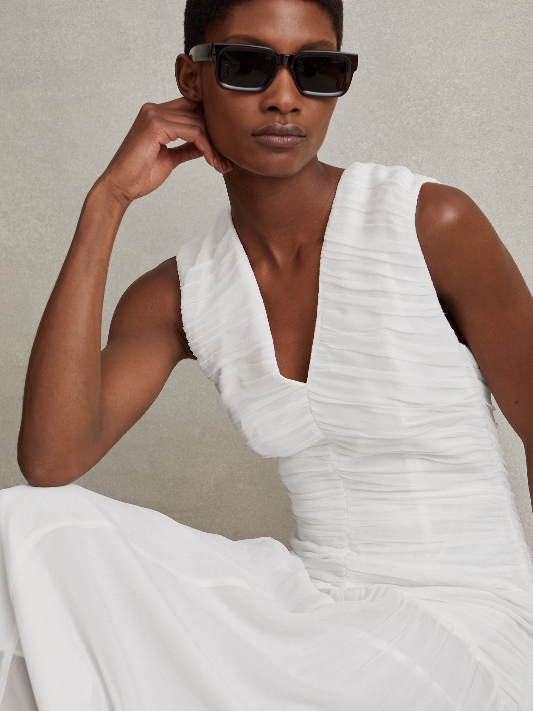 Ivory bodycon midi dress hot sale