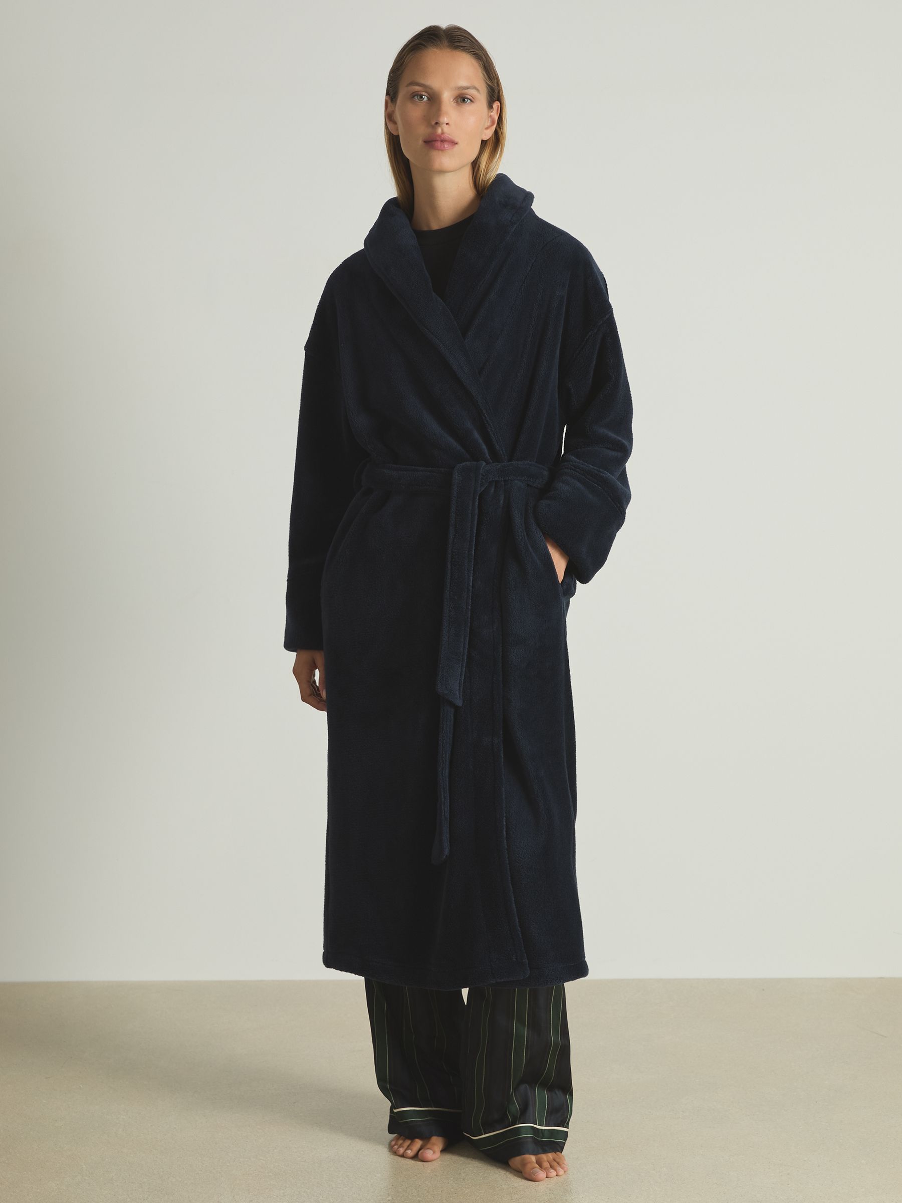 Reiss dressing gown top