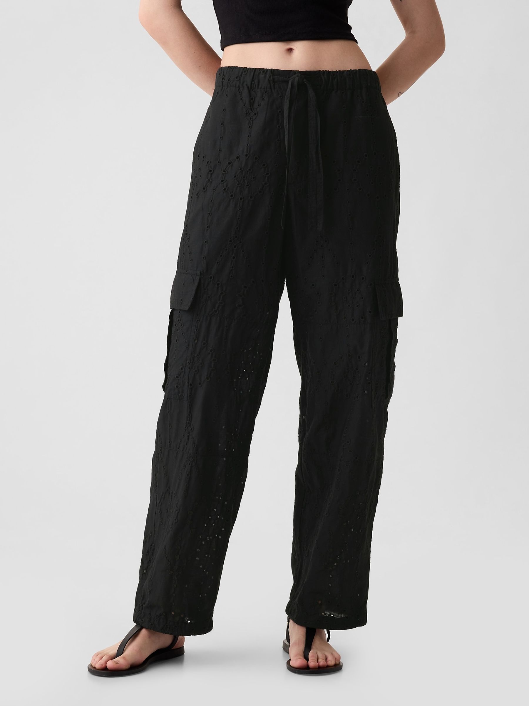 Women's gap cargo pants top