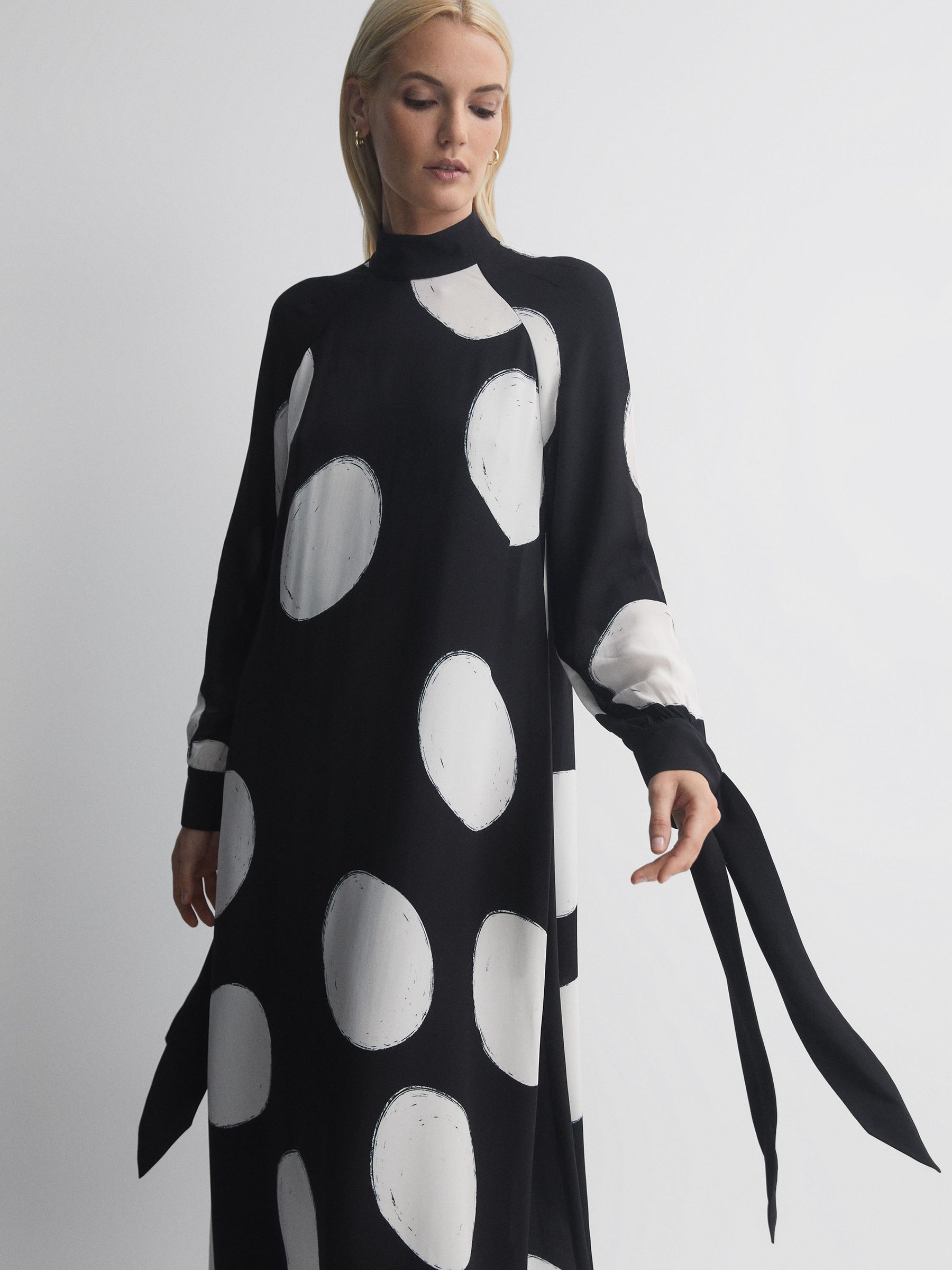Polka dot maxi dress with sleeves online