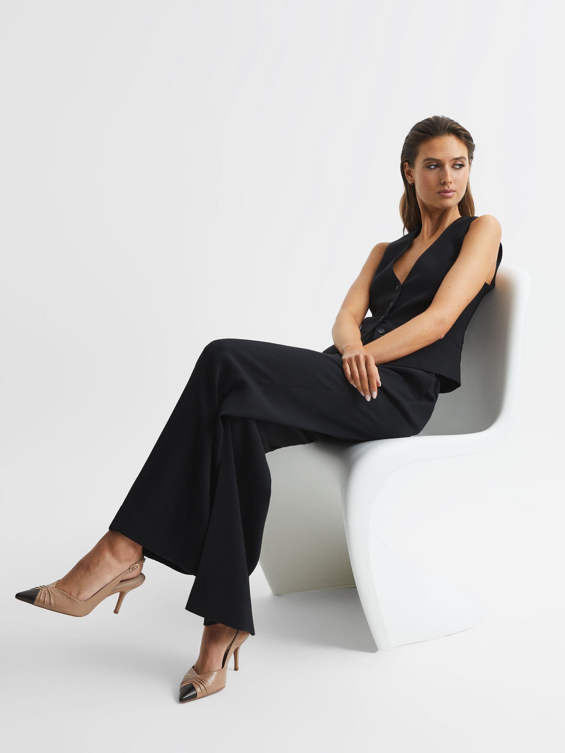 Reiss Mid Heel Leather Sling Back Court Shoes in Nude REISS