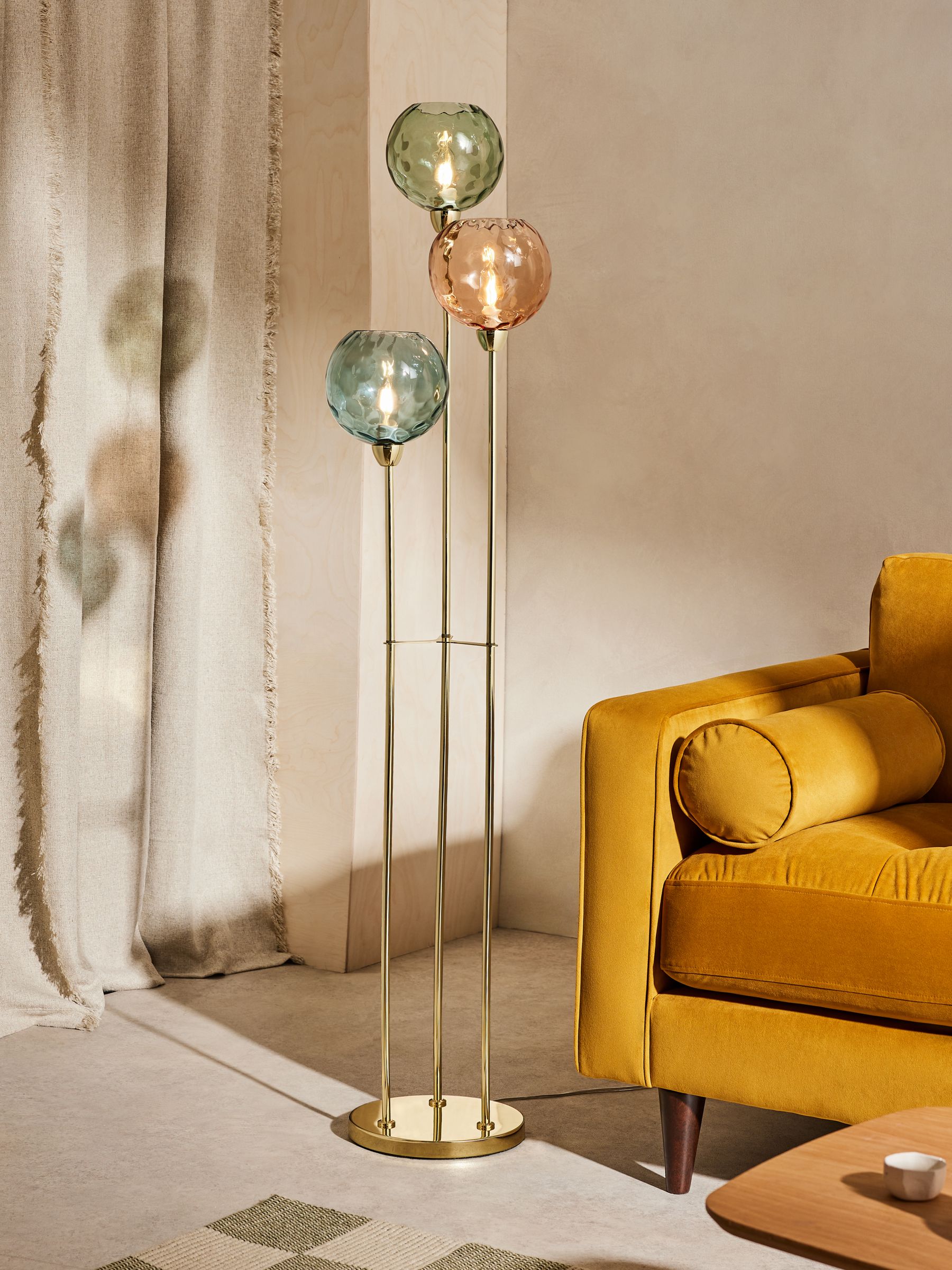 Ilaria floor lamp top