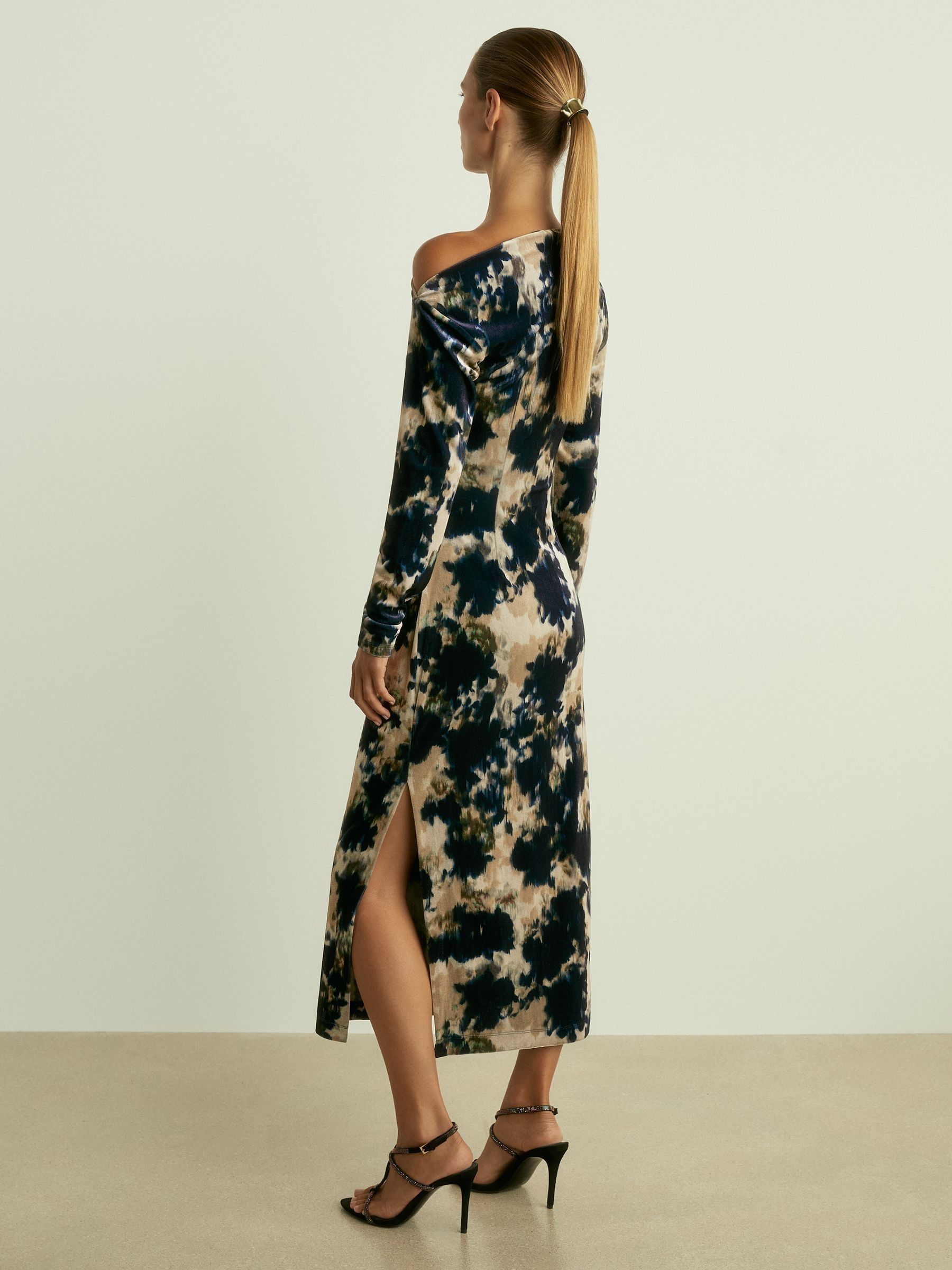 Reiss blue velvet dress hotsell