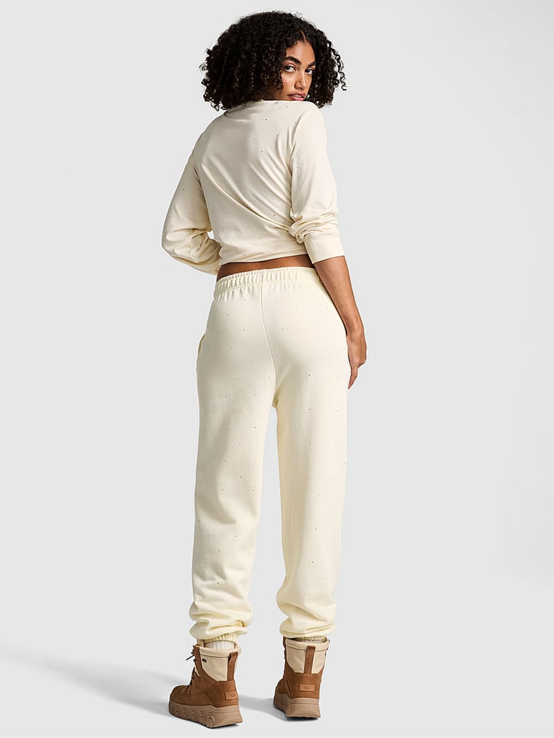 Shell jogger shop