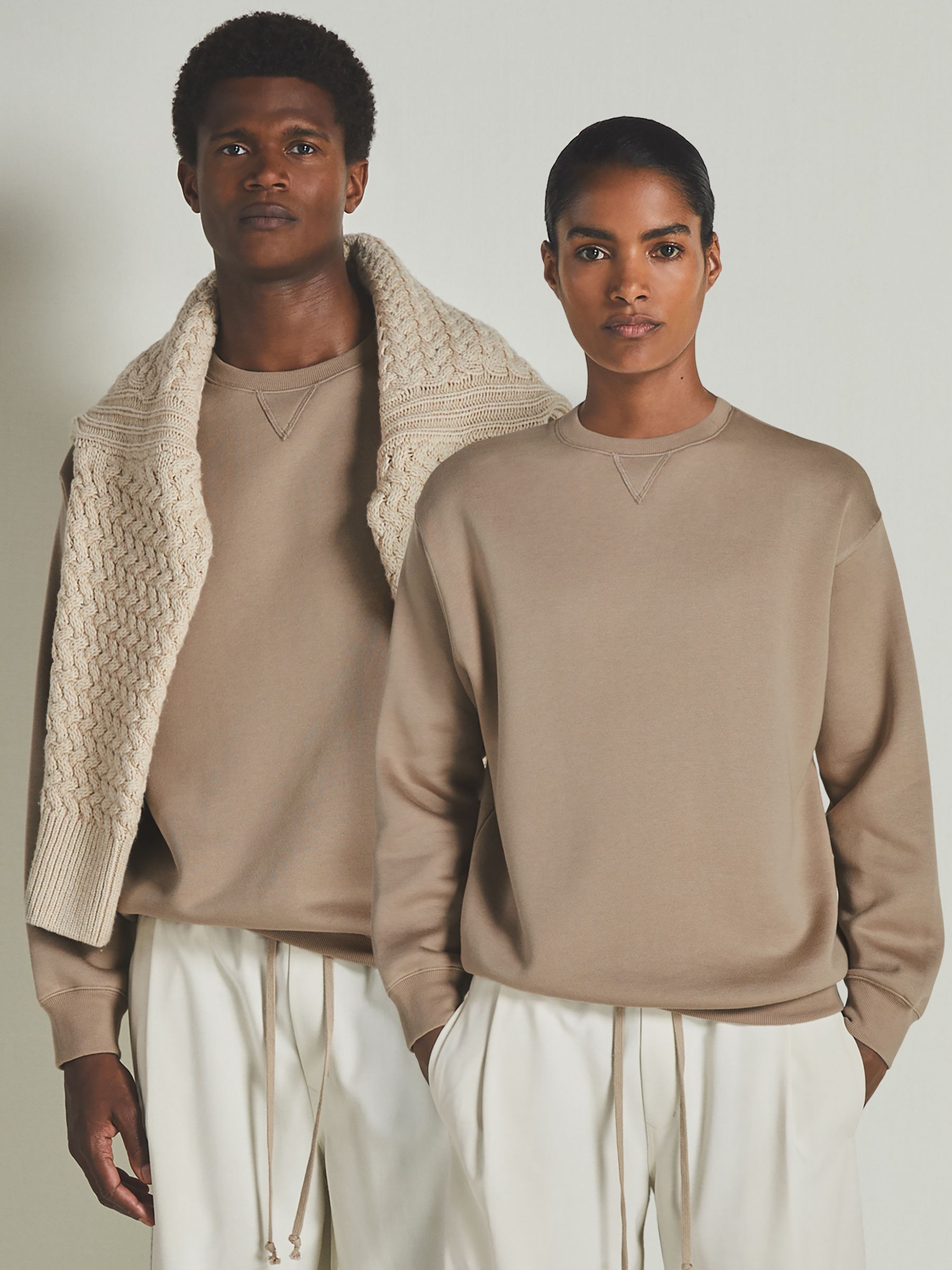 Brown oversized sweatshirt shop