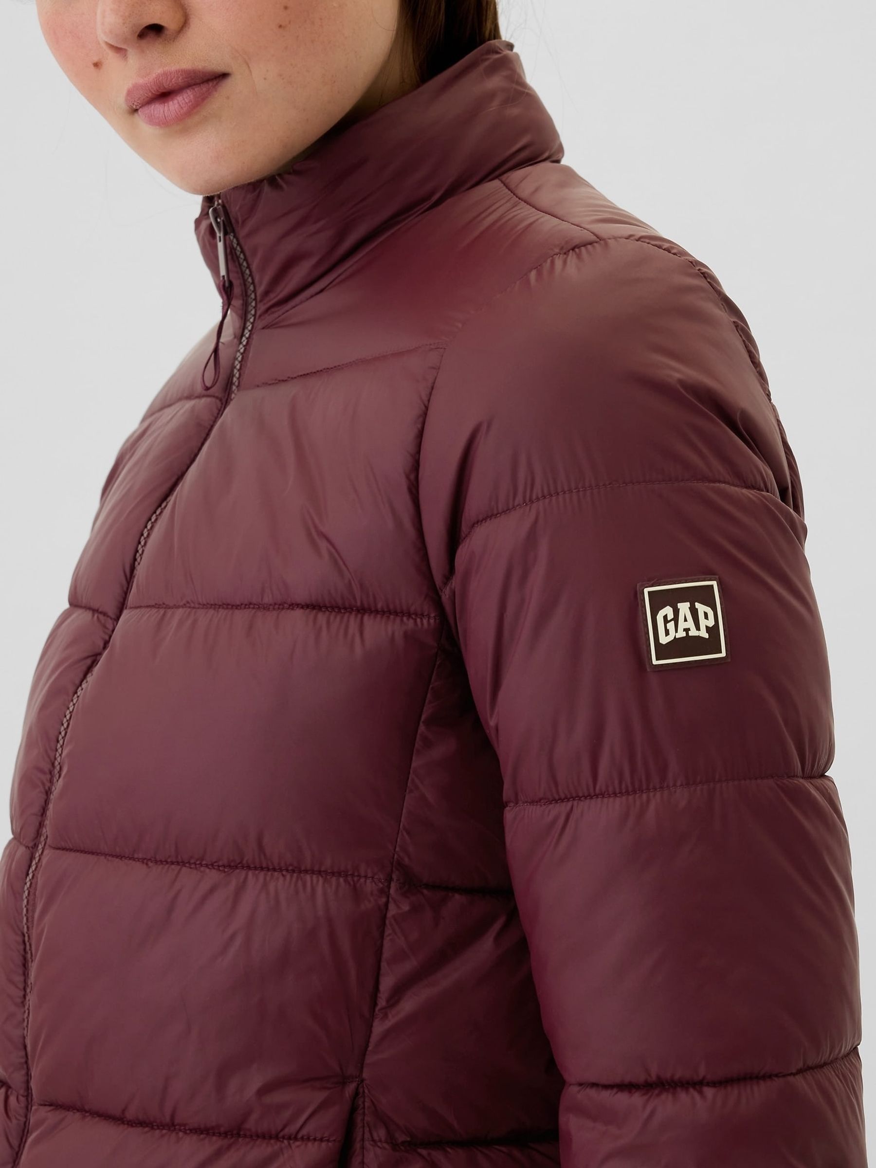 Red gap jacket shop