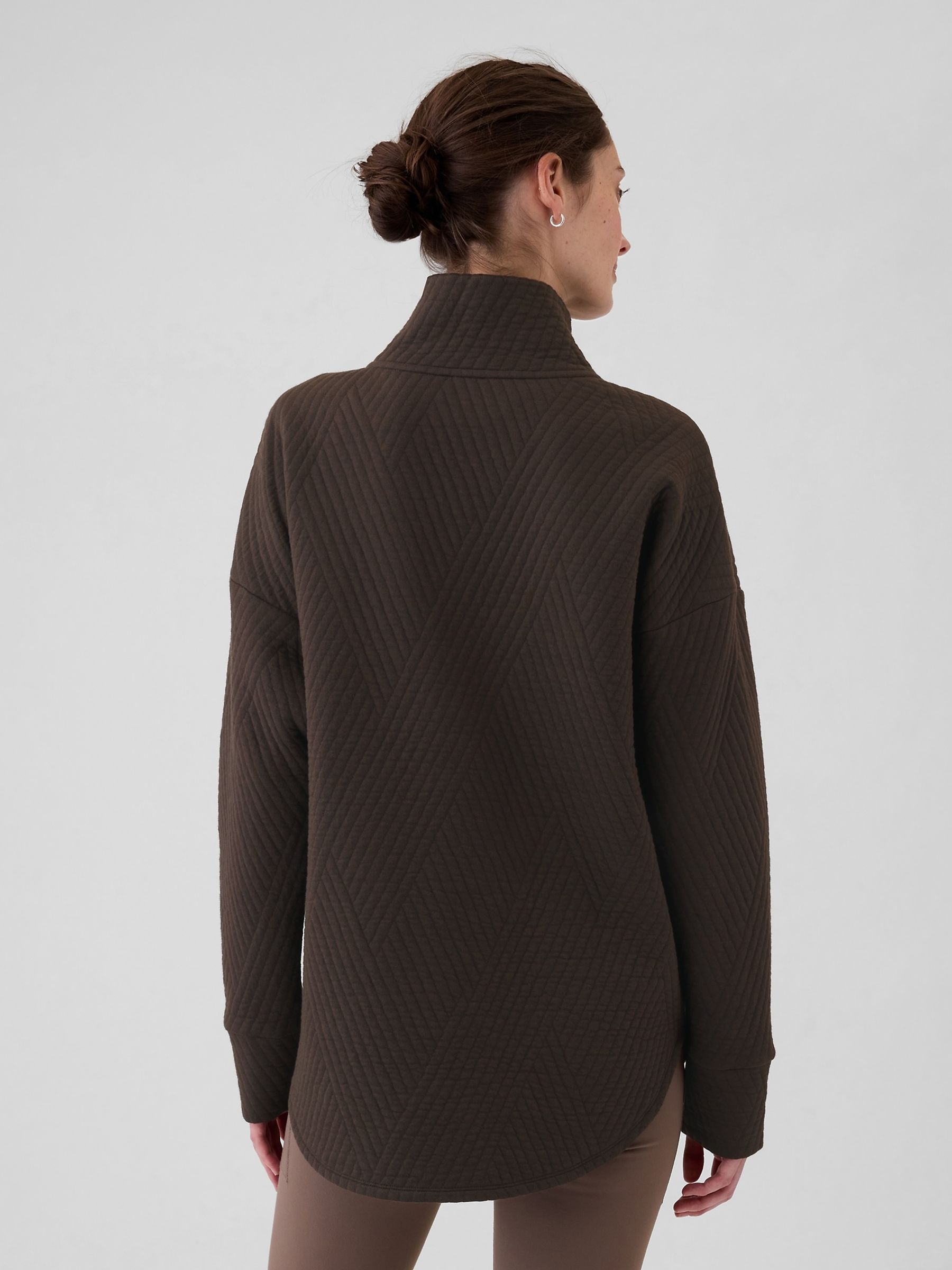 Quilted half zip pullover sale