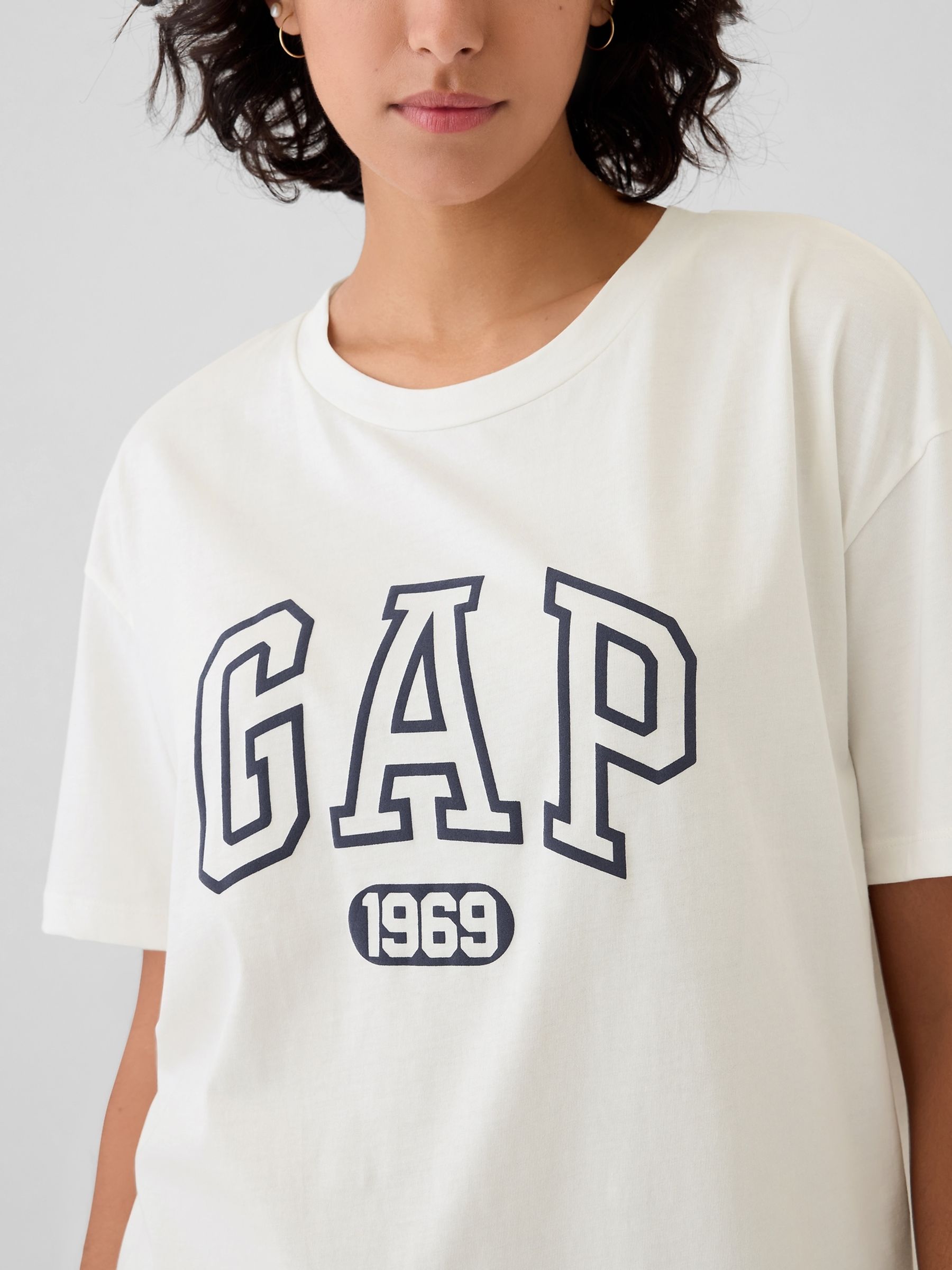 Sport t shirt white discount