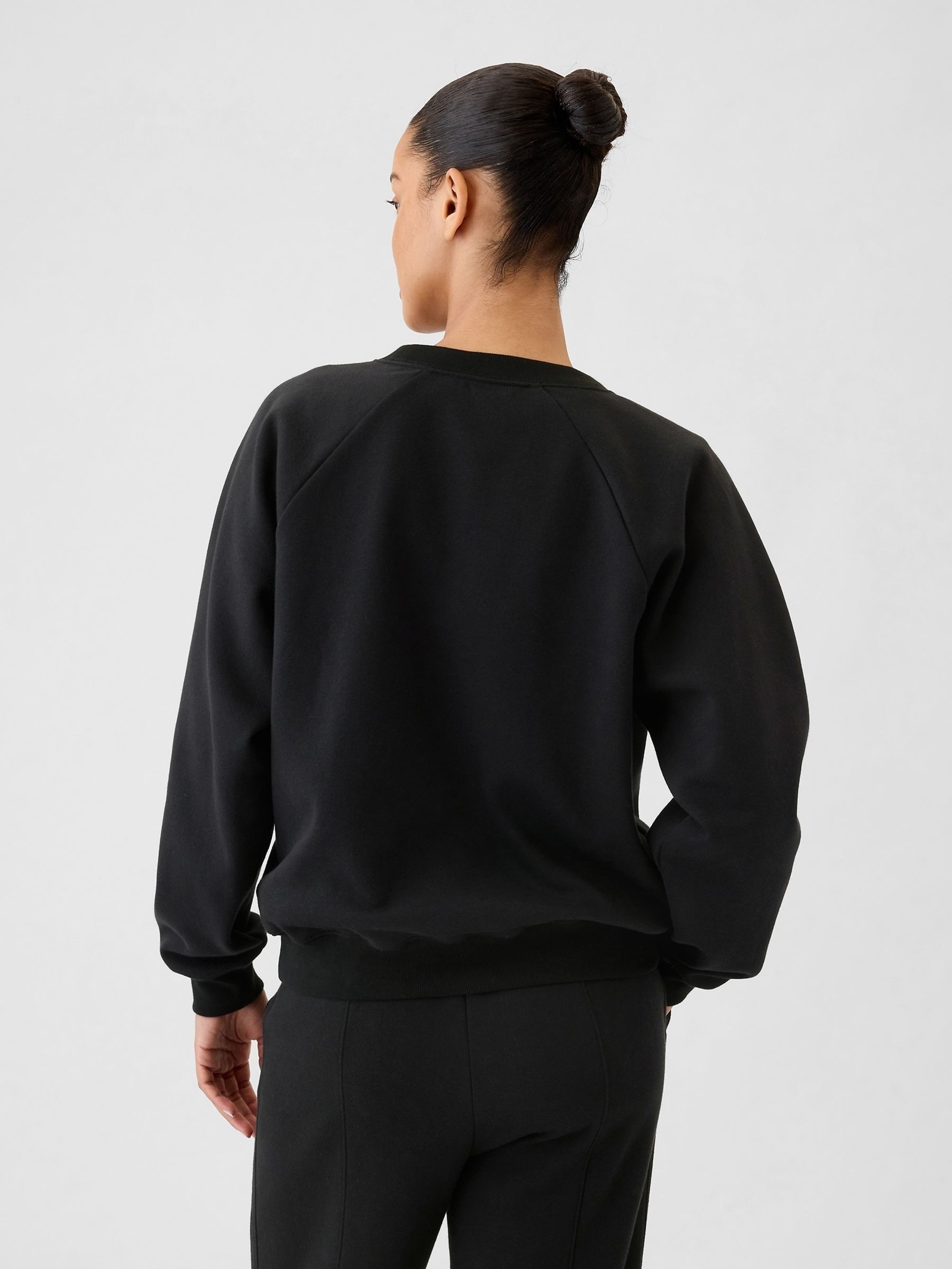 Black Vintage Soft Raglan Crew Neck Sweatshirt
