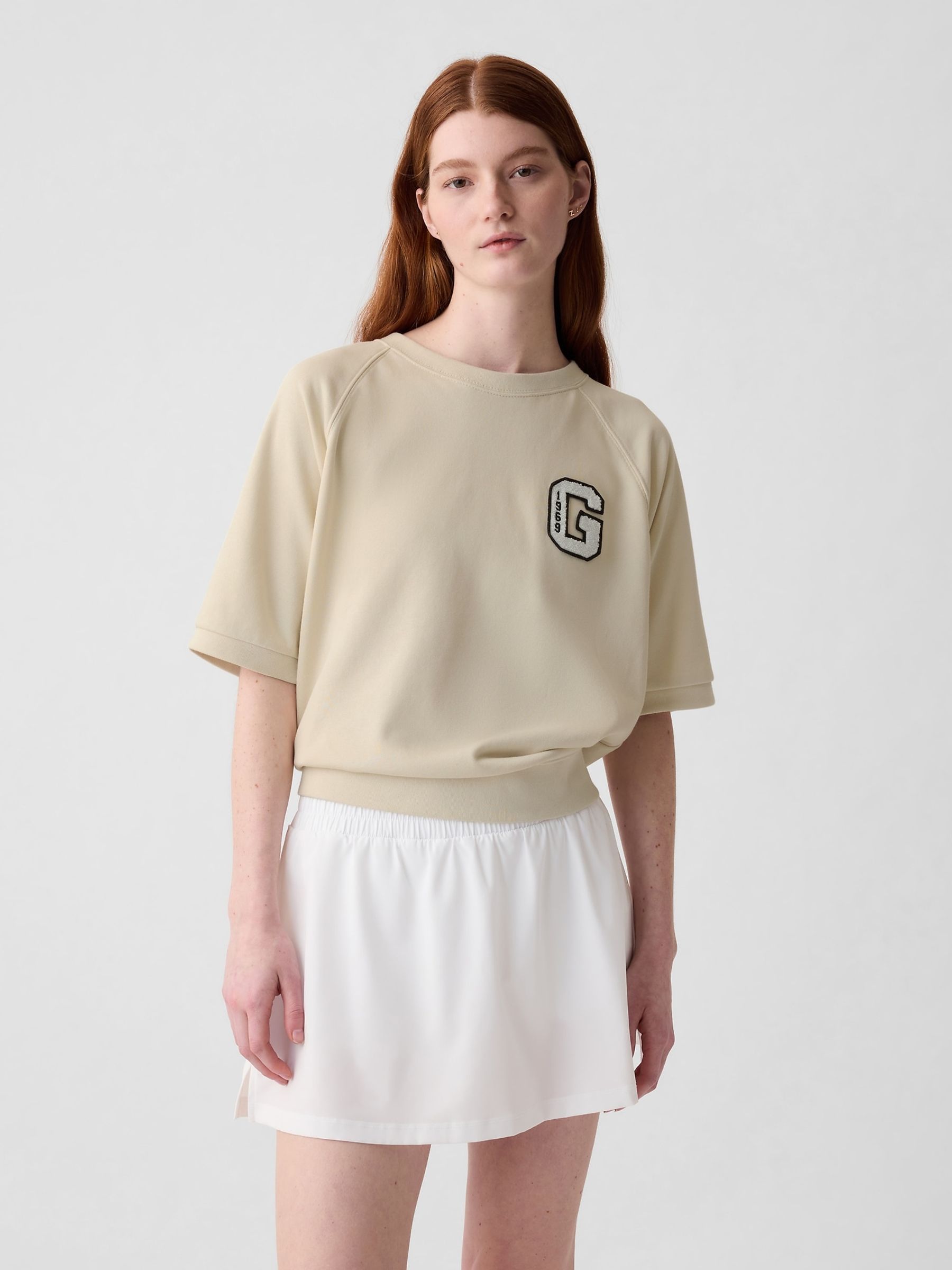 Oversized nude sweatshirt online