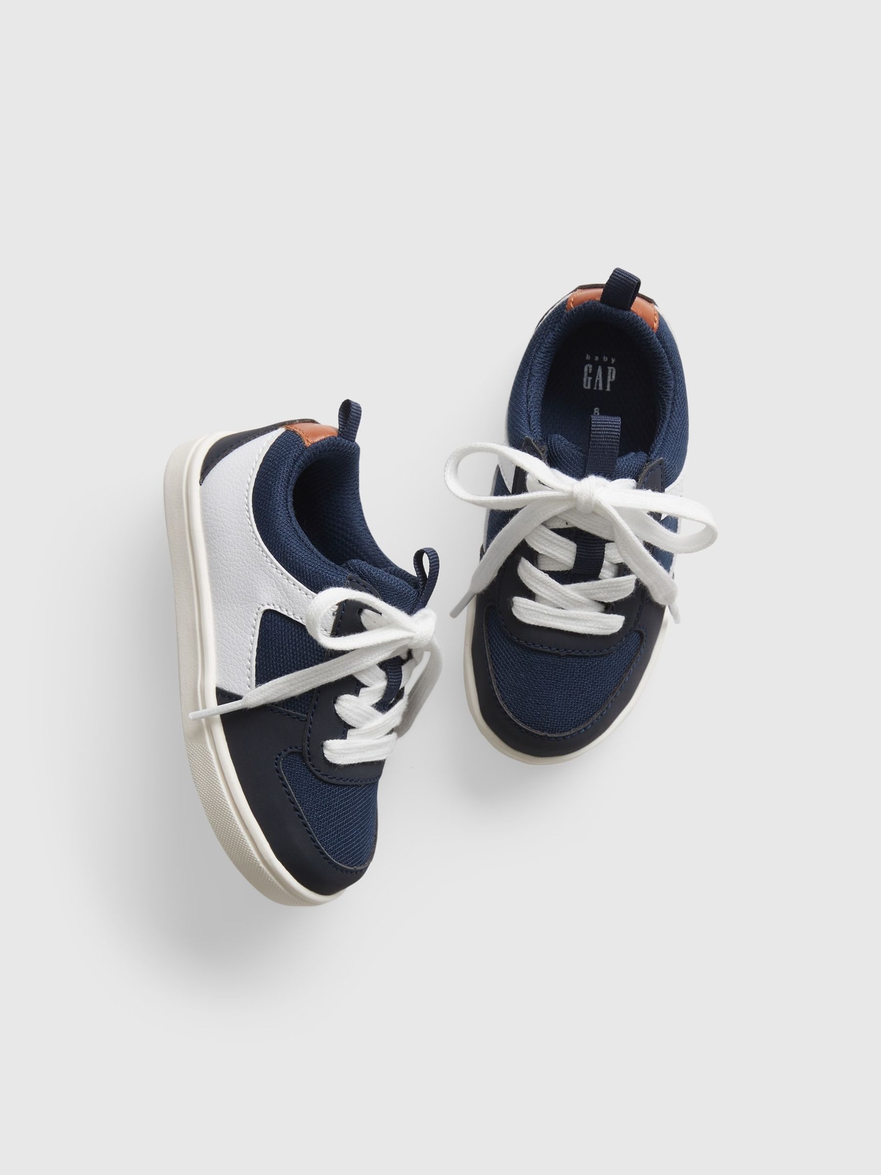 The gap shoes online deals