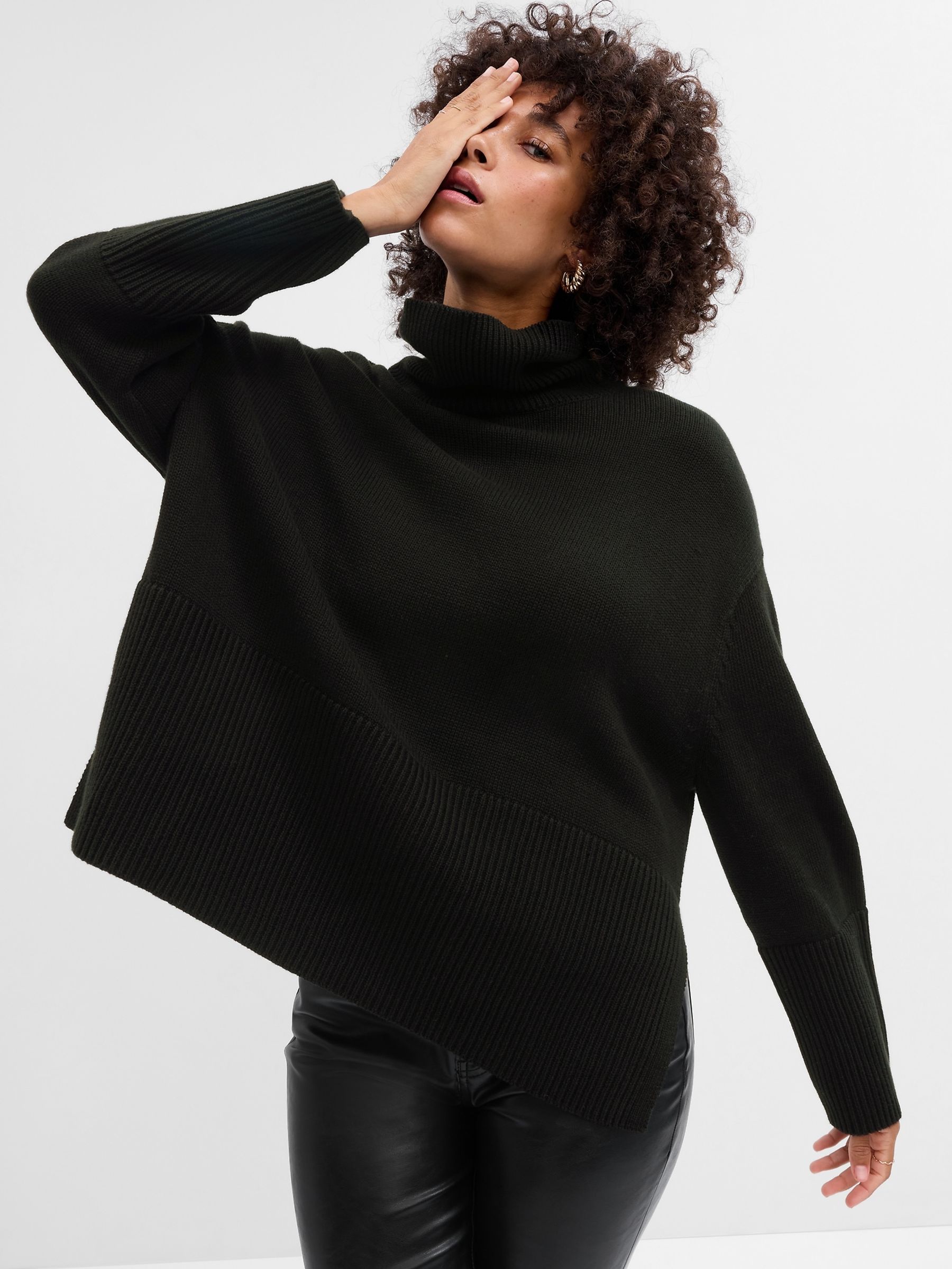 Black Relaxed Turtle Neck Tunic Jumper