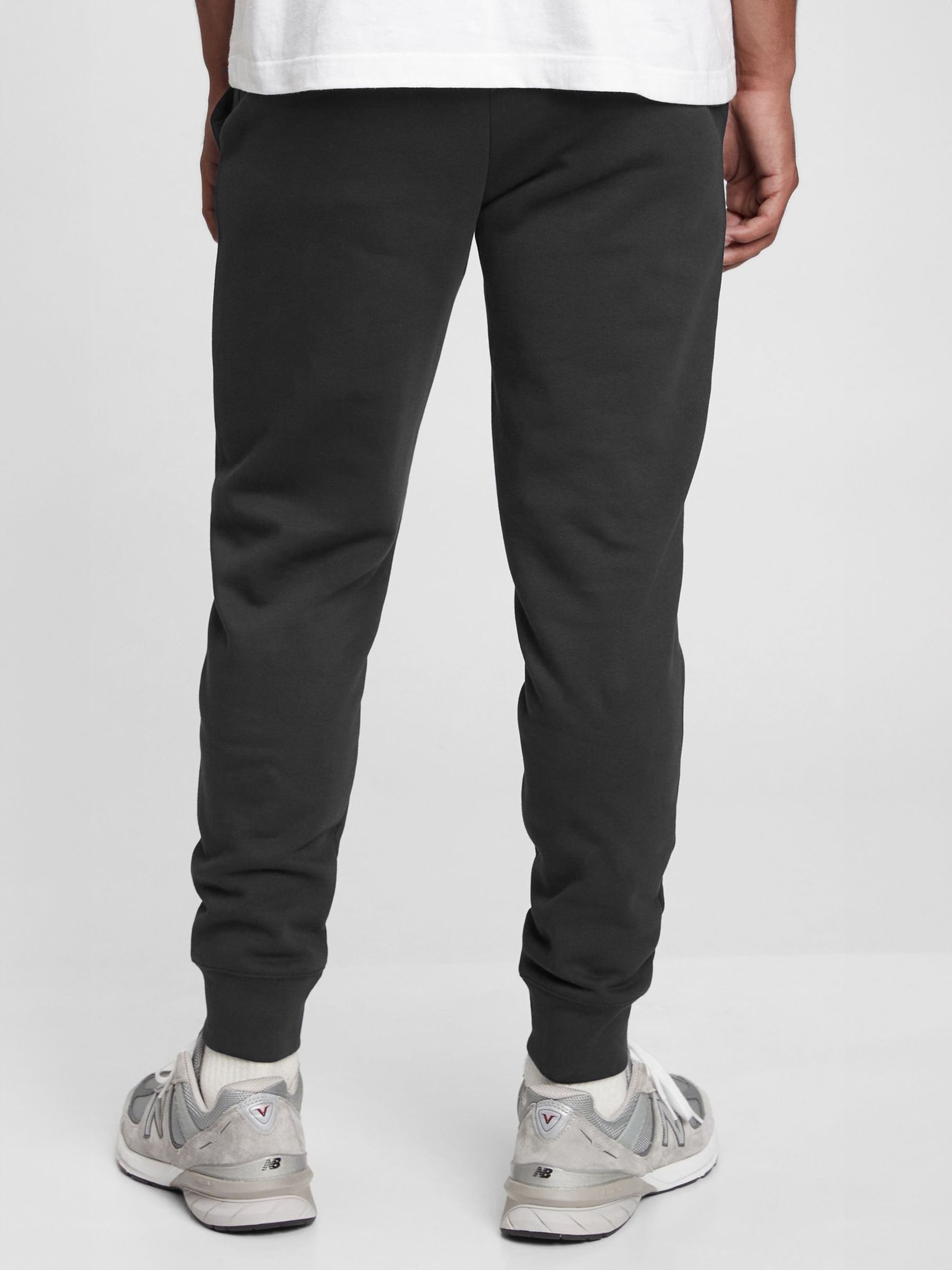 Gap joggers mens online