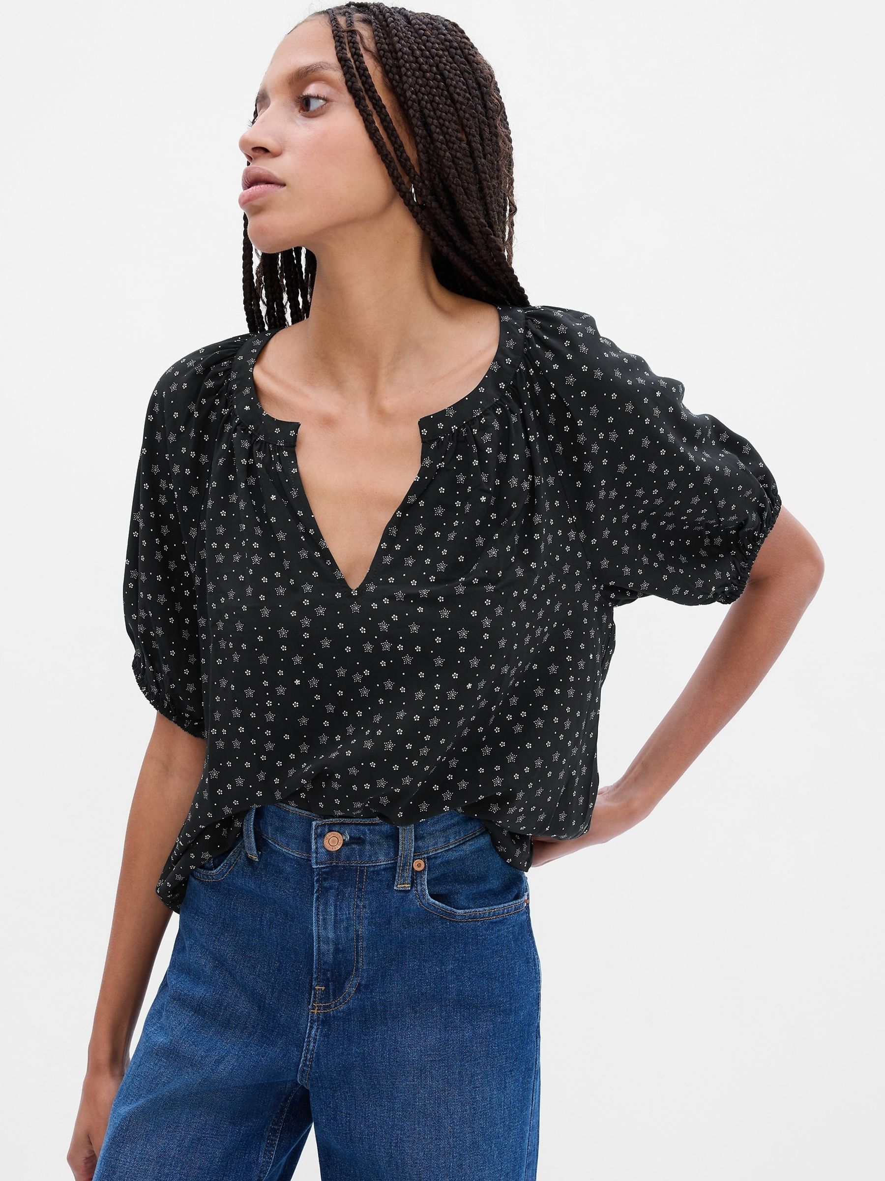 Black Snowflake Rayon Puff Sleeve Top