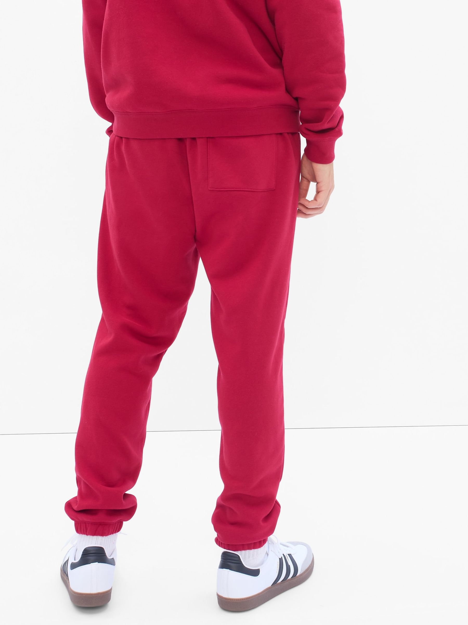 Gap joggers for men 2025