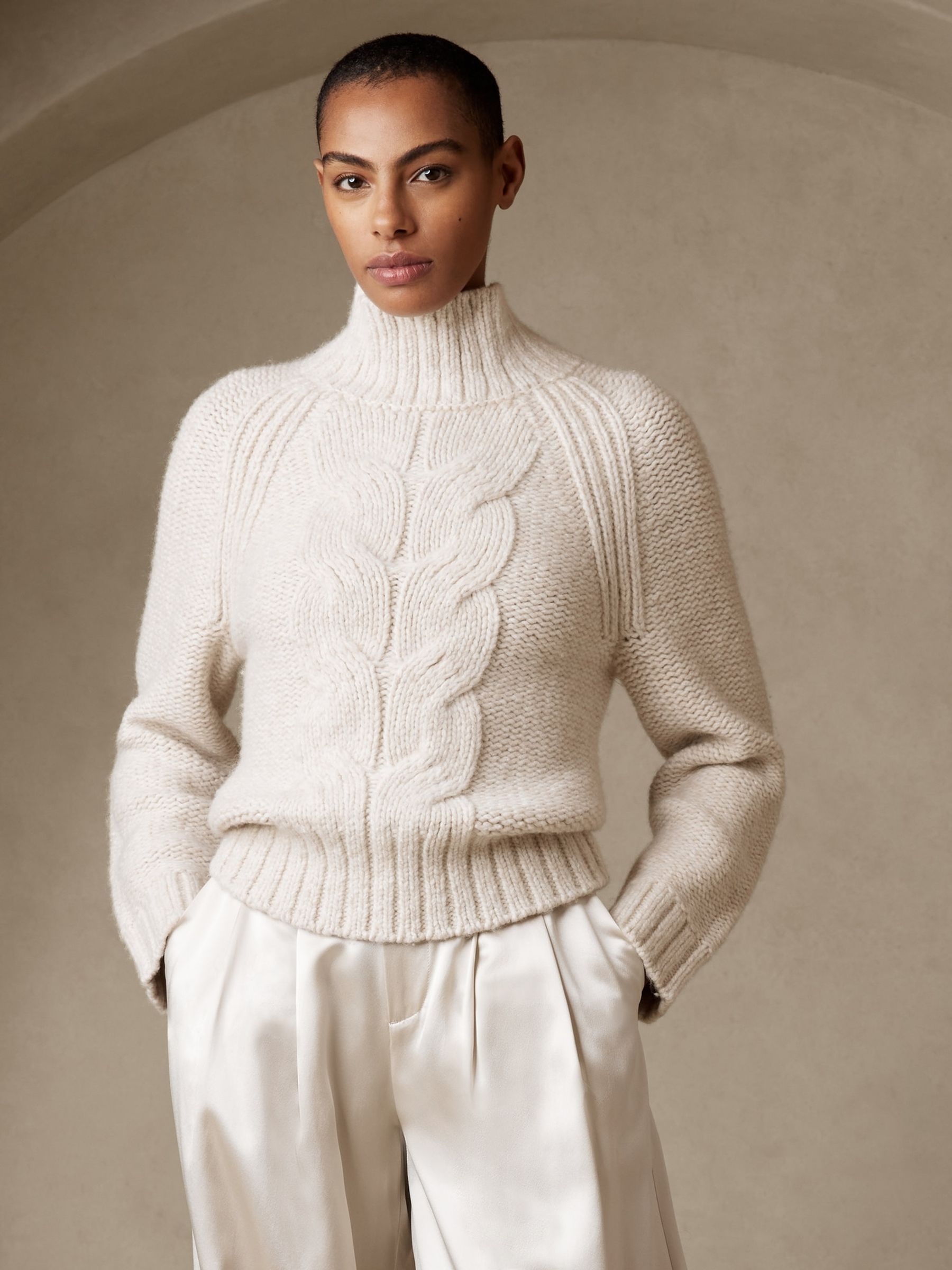 Banana republic white sweater hotsell