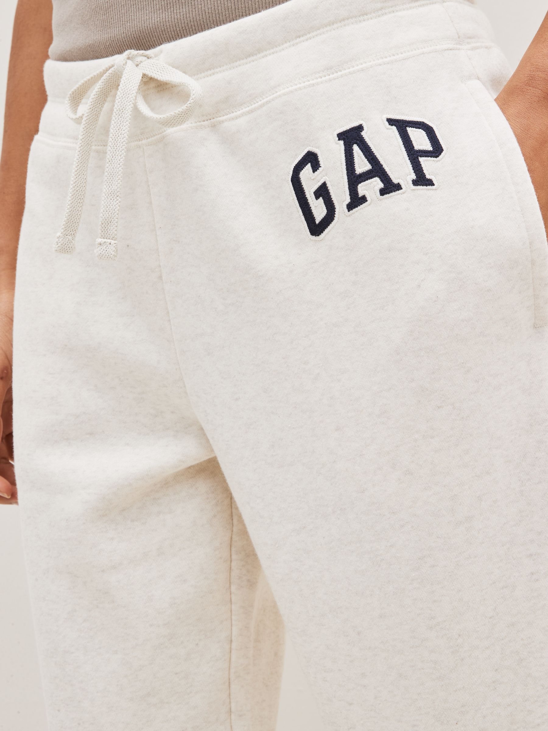 Gap logo fleece sweats best sale