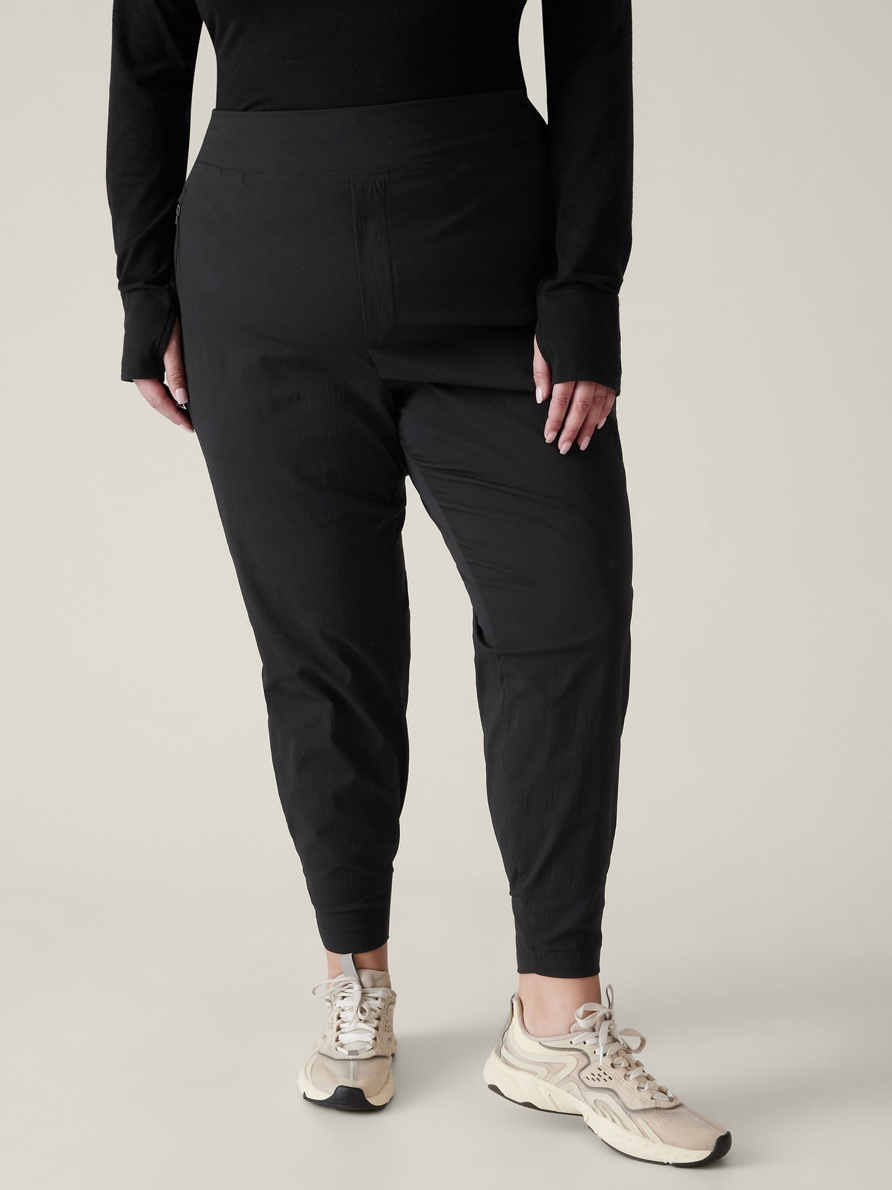 Athleta Black Trekkie Lightweight Ripstop Walking Joggers