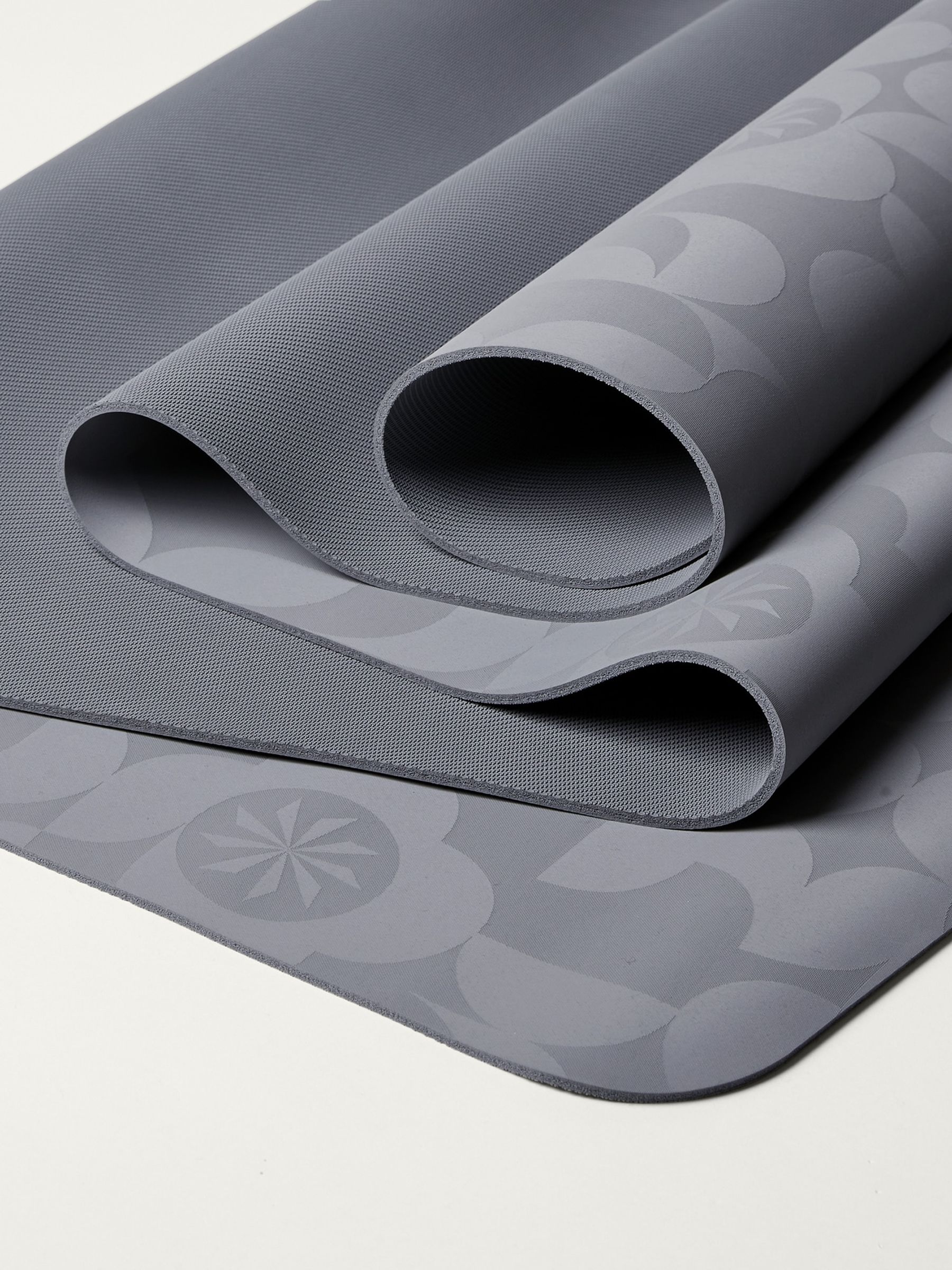 Athleta yoga mat online